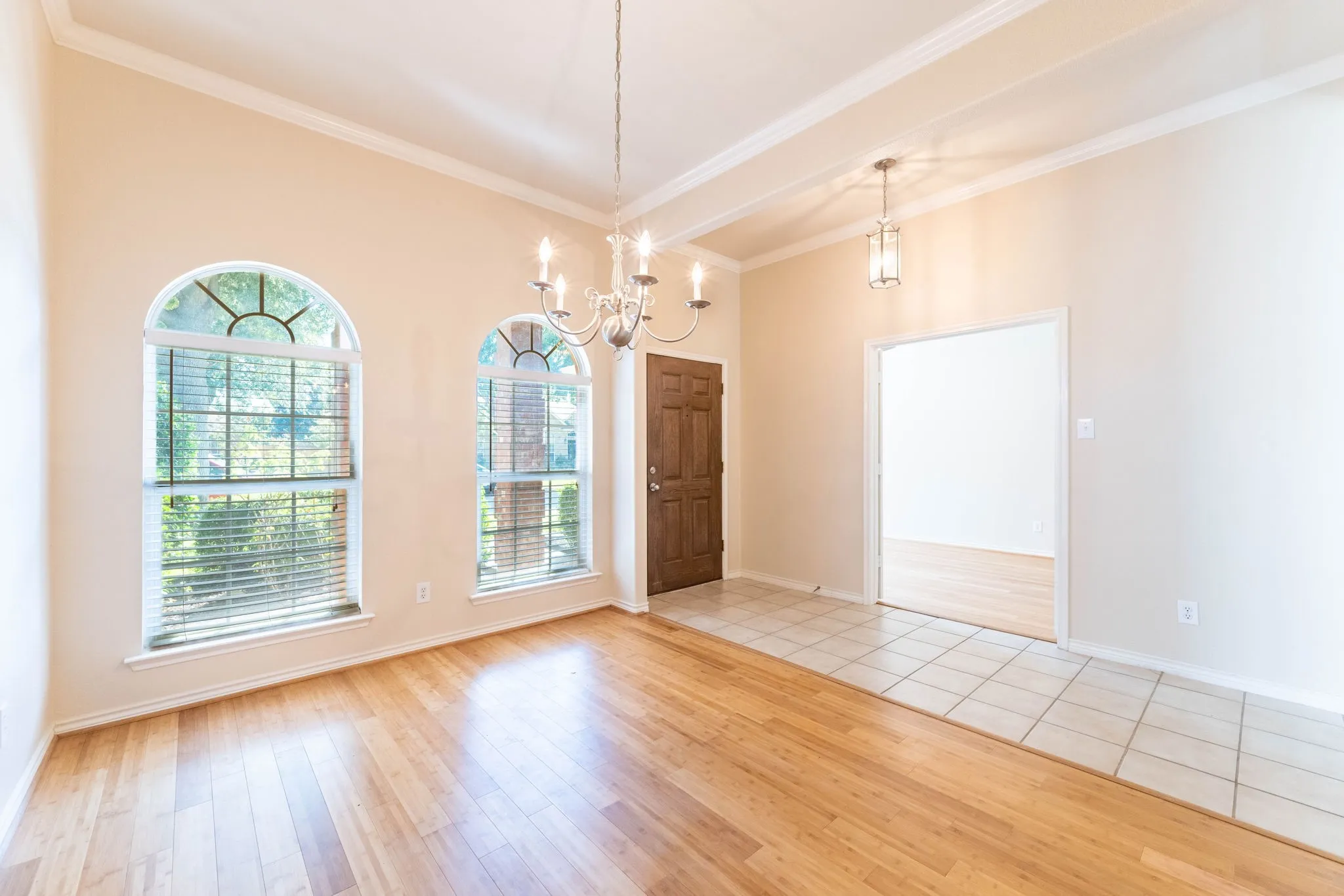 Single Family Residence For Sale in Rockwall County , 520 Covey Trail, Rockwall, Texas 75087, 3 Bedroom, 3 Bathroom, 2 Garage spaces, 2,310 Sqft, built in 2005, mls#21408250, Real Estate Agent in Rockwall, Homes For Sale in Rockwall county, Homes For Sale in Rockwall, Realtor in Rockwall Texas, Real Estate Brokerage Independent Realty Texas, Luminita Cordes Realtor