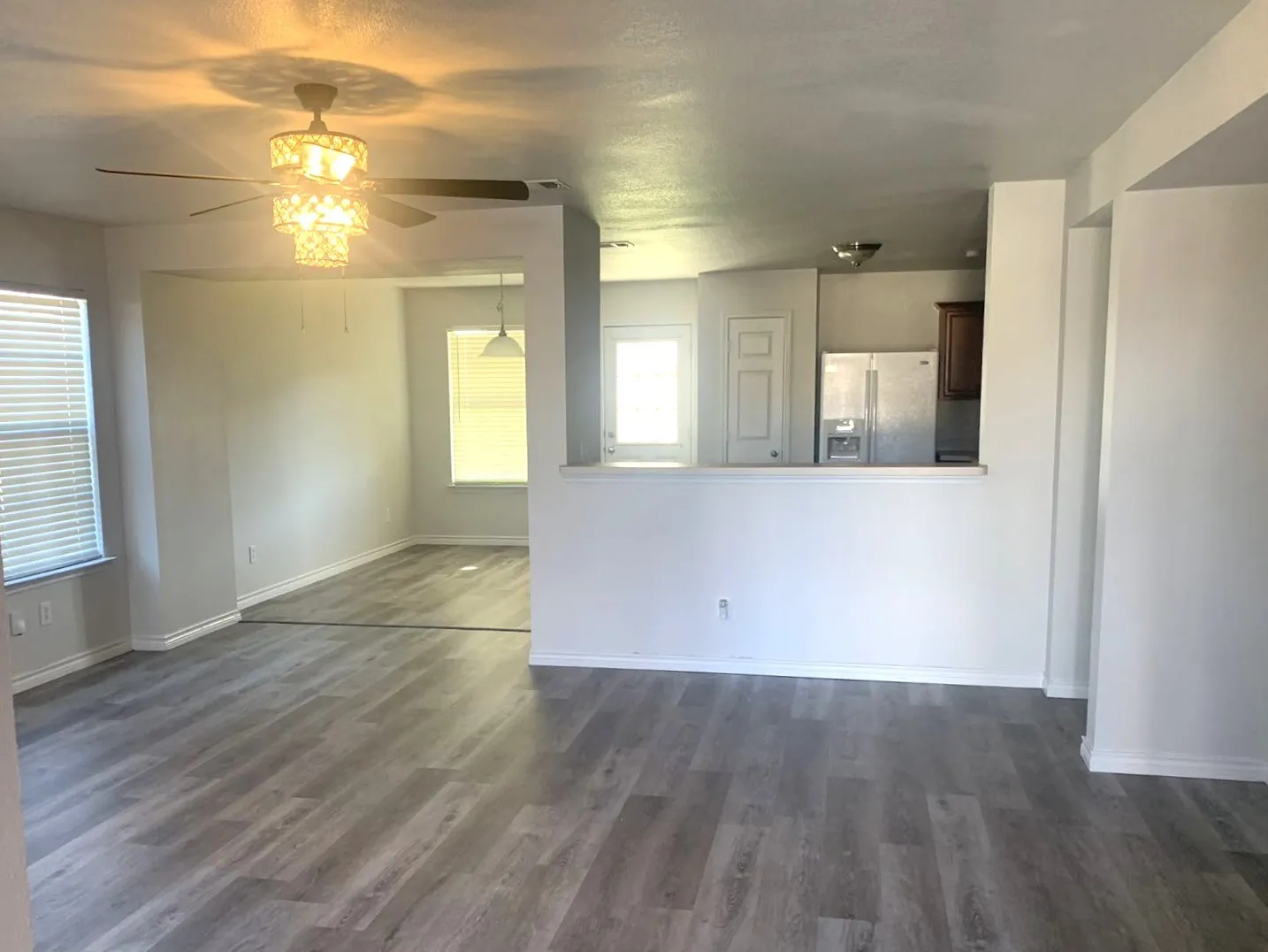 Single Family Residence For Rent in Dallas County , 2011 Limestone Drive, Grand Prairie, Texas 75052, 4 Bedroom, 3 Bathroom, 2 Garage spaces, 2,521 Sqft, built in 2007, mls#21408493, Real Estate Agent in Grand Prairie, Homes For Rent in Dallas county, Homes For Rent in Grand Prairie, Realtor in Grand Prairie Texas, Real Estate Brokerage Independent Realty Texas, Luminita Cordes Realtor
