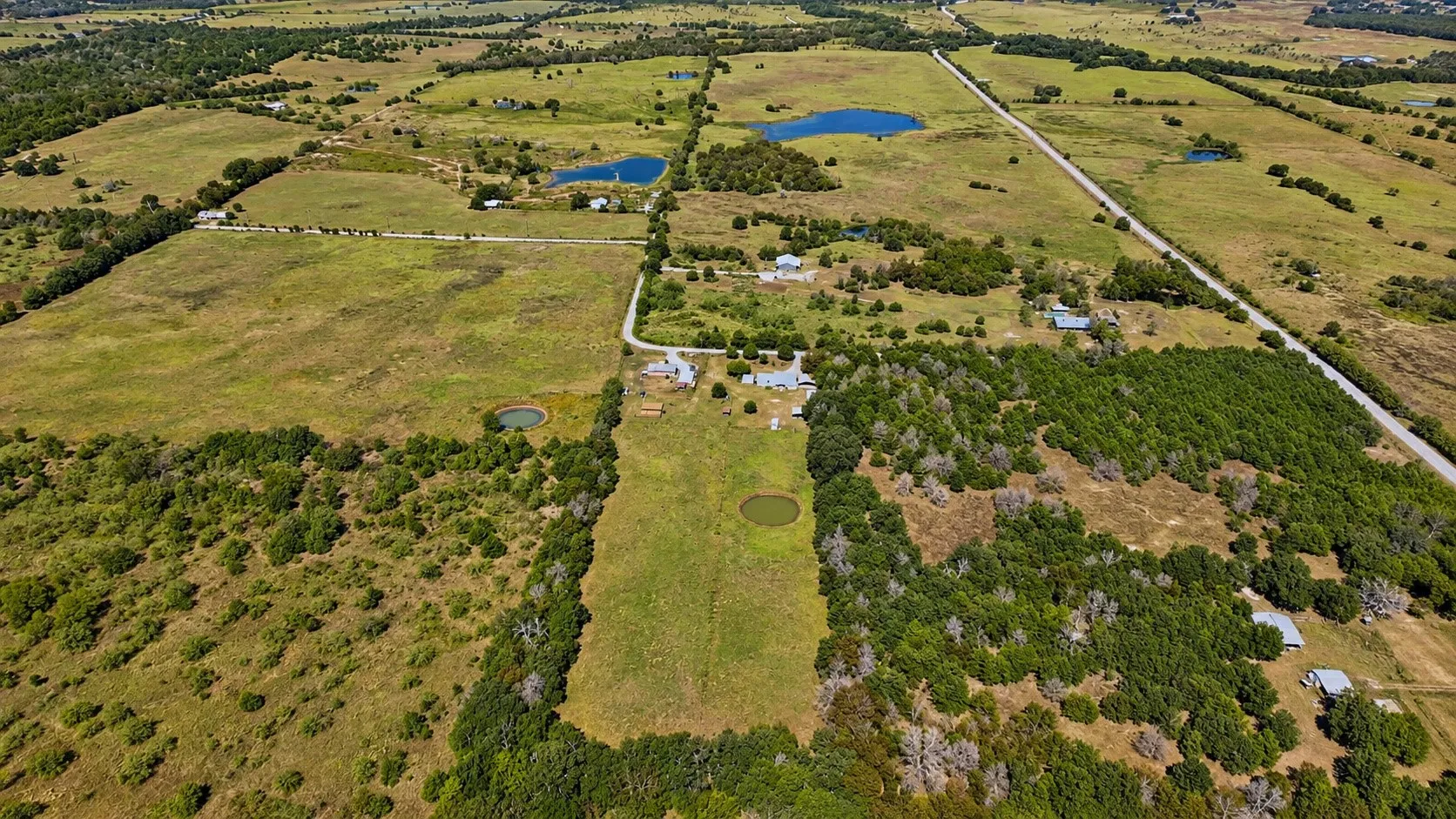Farm For Sale in Navarro County , 10619 County Road 3080, Purdon, Texas 76679, 4 Bedroom, 2 Bathroom, Garage spaces, 1,848 Sqft, built in 2003, mls#21399501, Real Estate Agent in Purdon, Homes For Sale in Navarro county, Homes For Sale in Purdon, Realtor in Purdon Texas, Real Estate Brokerage Independent Realty Texas, Luminita Cordes Realtor