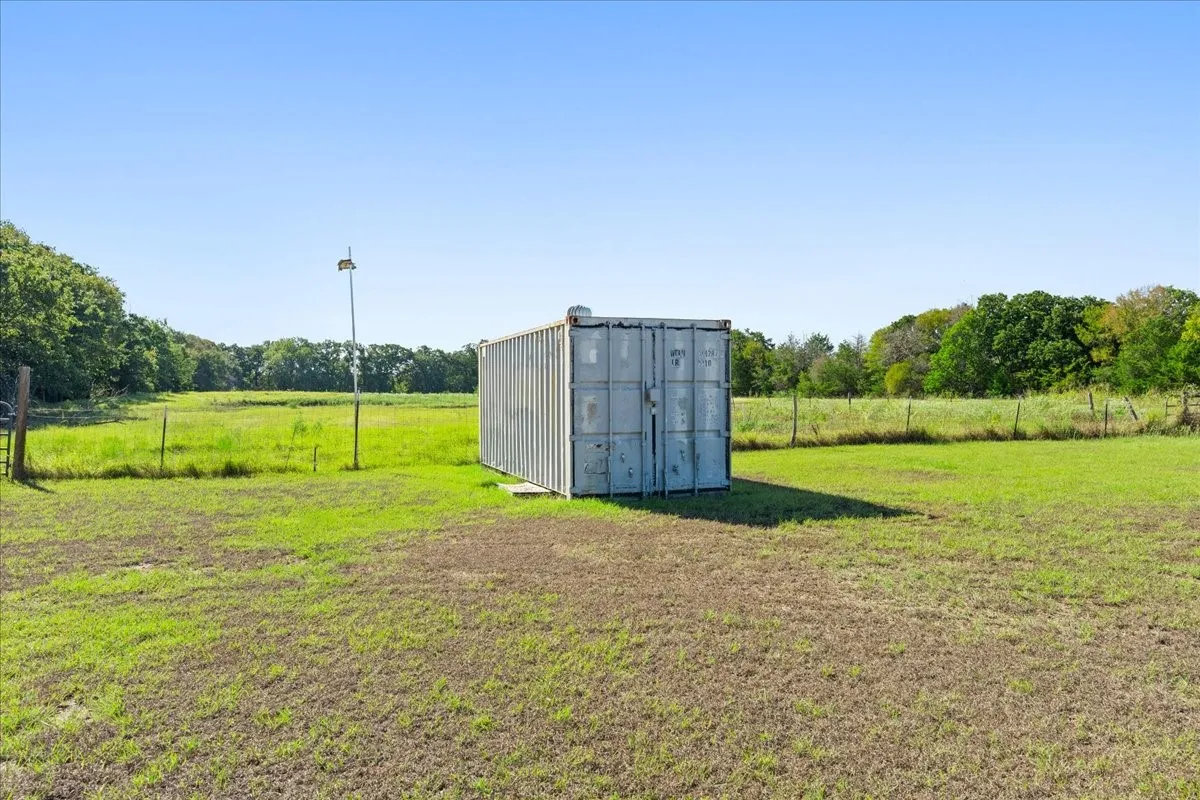 Farm For Sale in Navarro County , 10619 County Road 3080, Purdon, Texas 76679, 4 Bedroom, 2 Bathroom, Garage spaces, 1,848 Sqft, built in 2003, mls#21399501, Real Estate Agent in Purdon, Homes For Sale in Navarro county, Homes For Sale in Purdon, Realtor in Purdon Texas, Real Estate Brokerage Independent Realty Texas, Luminita Cordes Realtor
