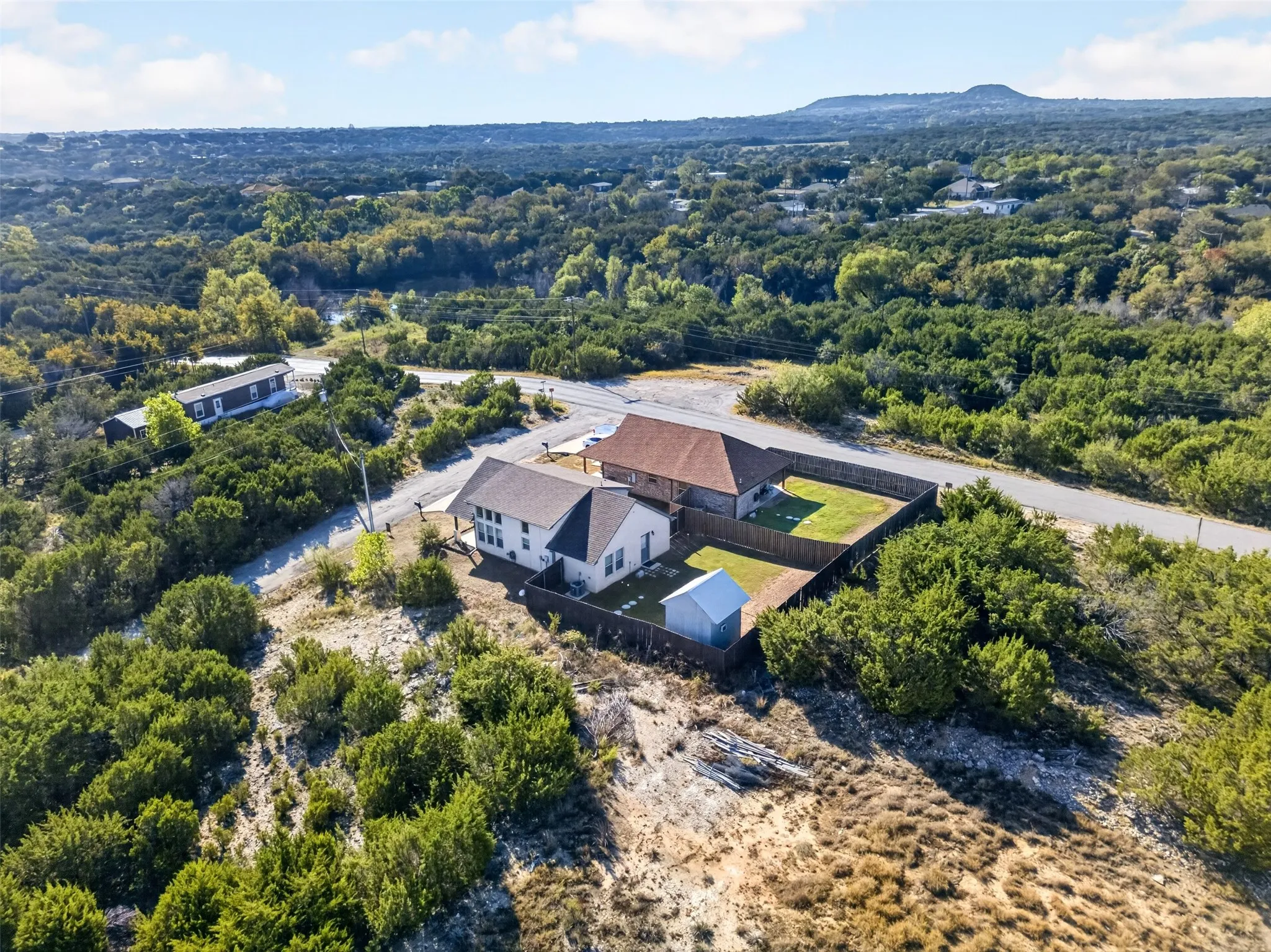 Single Family Residence For Sale in Hood County , 2316 Woodview Trail, Granbury, Texas 76048, 2 Bedroom, 1 Bathroom, Garage spaces, 999 Sqft, built in 2020, mls#21405094, Real Estate Agent in Granbury, Homes For Sale in Hood county, Homes For Sale in Granbury, Realtor in Granbury Texas, Real Estate Brokerage Independent Realty Texas, Luminita Cordes Realtor