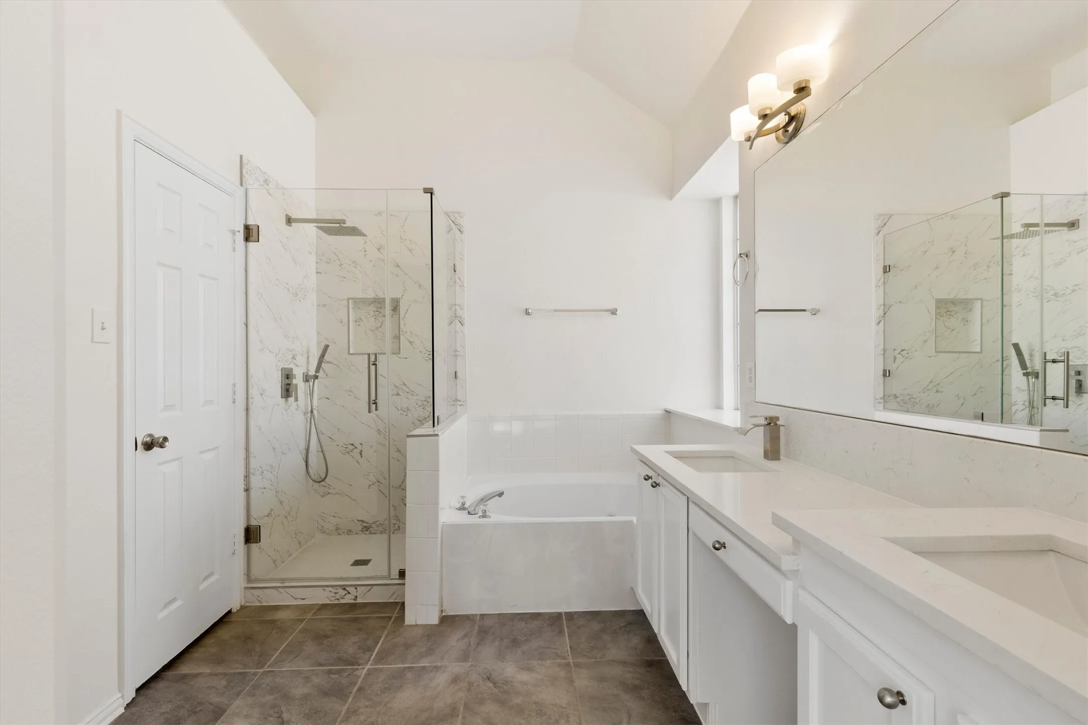 Single Family Residence For Sale in Collin County , 1422 Suzanne Drive, Allen, Texas 75002, 4 Bedroom, 3 Bathroom, 2 Garage spaces, 2,609 Sqft, built in 1998, mls#21404973, Real Estate Agent in Allen, Homes For Sale in Collin county, Homes For Sale in Allen, Realtor in Allen Texas, Real Estate Brokerage Independent Realty Texas, Luminita Cordes Realtor