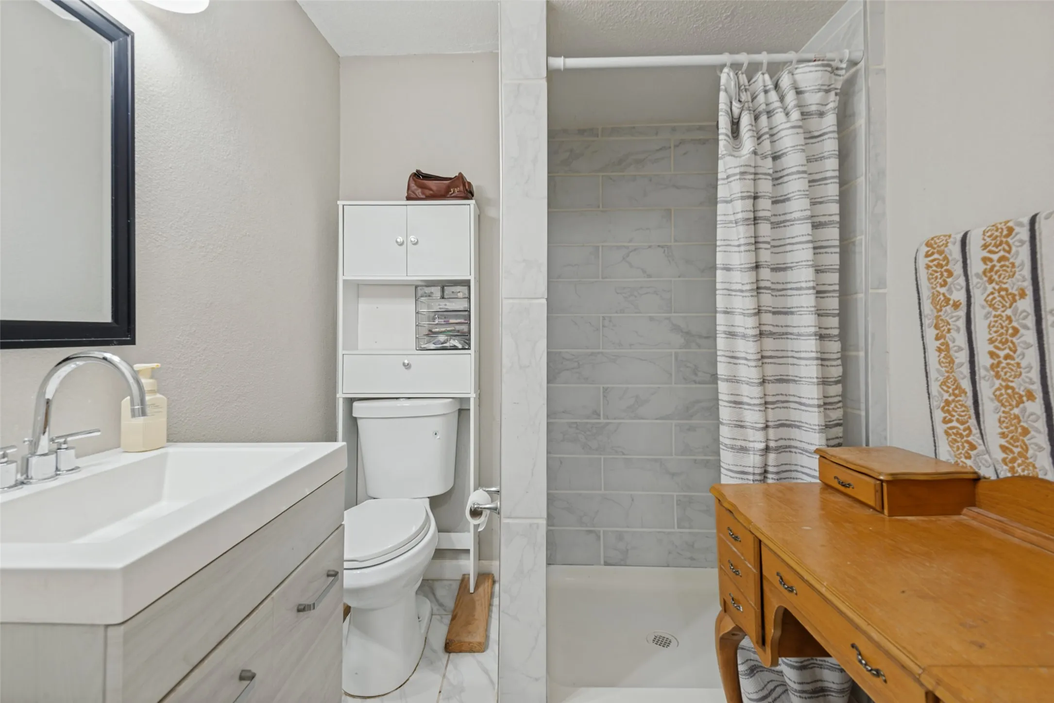 Single Family Residence For Sale in Dallas County , 112 Avenue B, Seagoville, Texas 75159, 3 Bedroom, 2 Bathroom, Garage spaces, 1,469 Sqft, built in 1942, mls#21407461, Real Estate Agent in Seagoville, Homes For Sale in Dallas county, Homes For Sale in Seagoville, Realtor in Seagoville Texas, Real Estate Brokerage Independent Realty Texas, Luminita Cordes Realtor