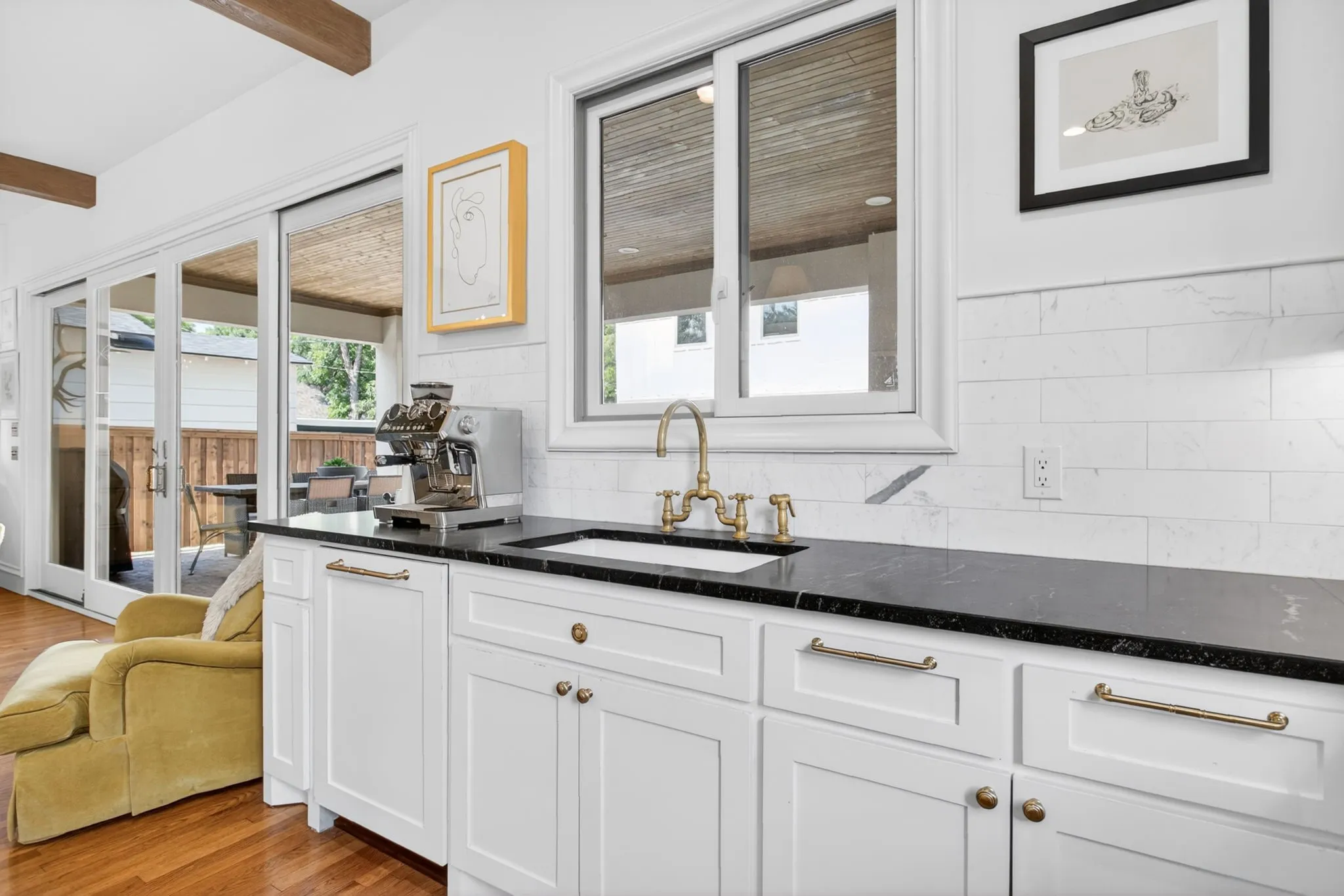 Single Family Residence For Rent in Tarrant County , 2508 Shirley Avenue, Fort Worth, Texas 76109, 5 Bedroom, 4 Bathroom, 2 Garage spaces, 3,630 Sqft, built in 2021, mls#21407643, Real Estate Agent in Fort Worth, Homes For Rent in Tarrant county, Homes For Rent in Fort Worth, Realtor in Fort Worth Texas, Real Estate Brokerage Independent Realty Texas, Luminita Cordes Realtor