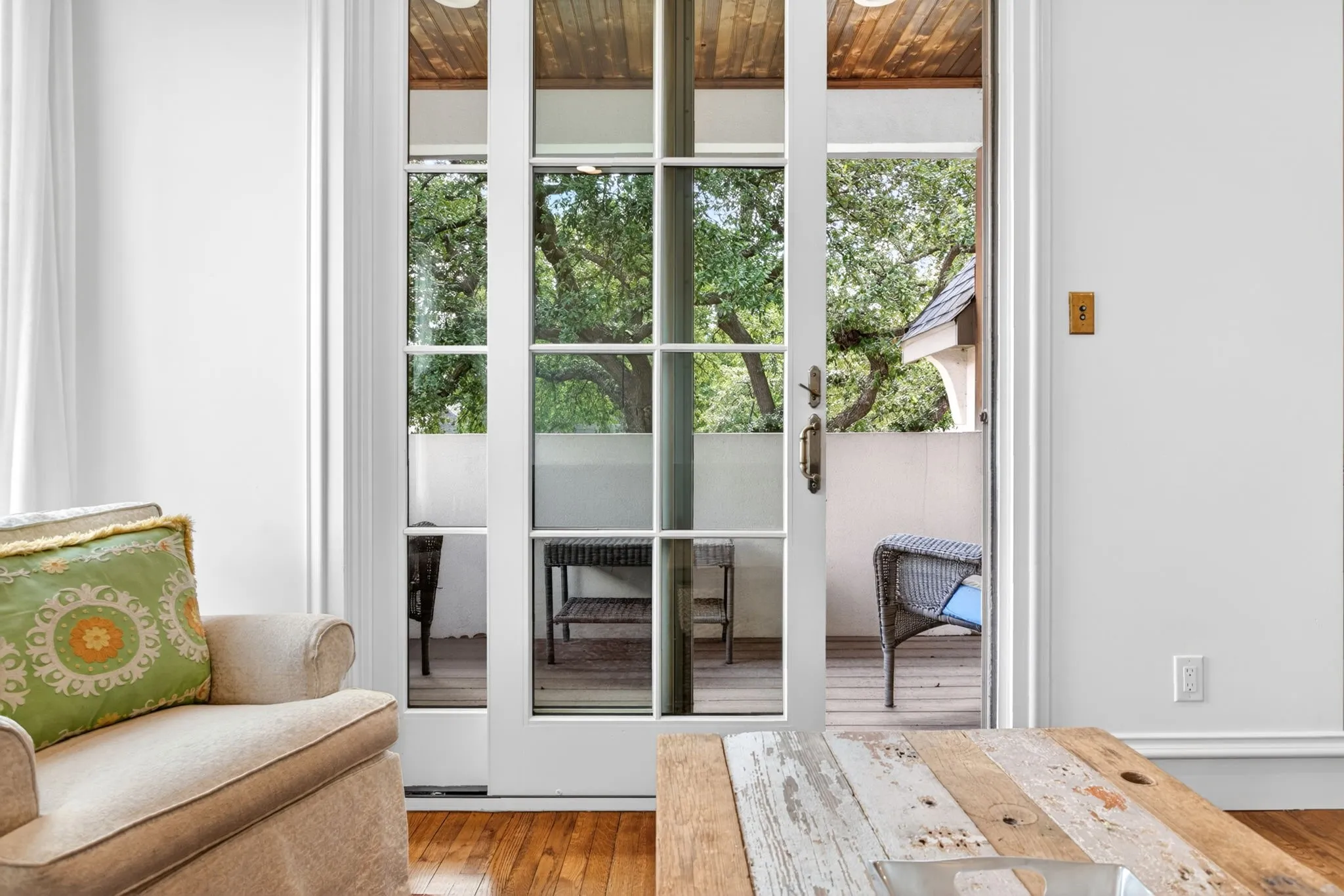 Single Family Residence For Rent in Tarrant County , 2508 Shirley Avenue, Fort Worth, Texas 76109, 5 Bedroom, 4 Bathroom, 2 Garage spaces, 3,630 Sqft, built in 2021, mls#21407643, Real Estate Agent in Fort Worth, Homes For Rent in Tarrant county, Homes For Rent in Fort Worth, Realtor in Fort Worth Texas, Real Estate Brokerage Independent Realty Texas, Luminita Cordes Realtor