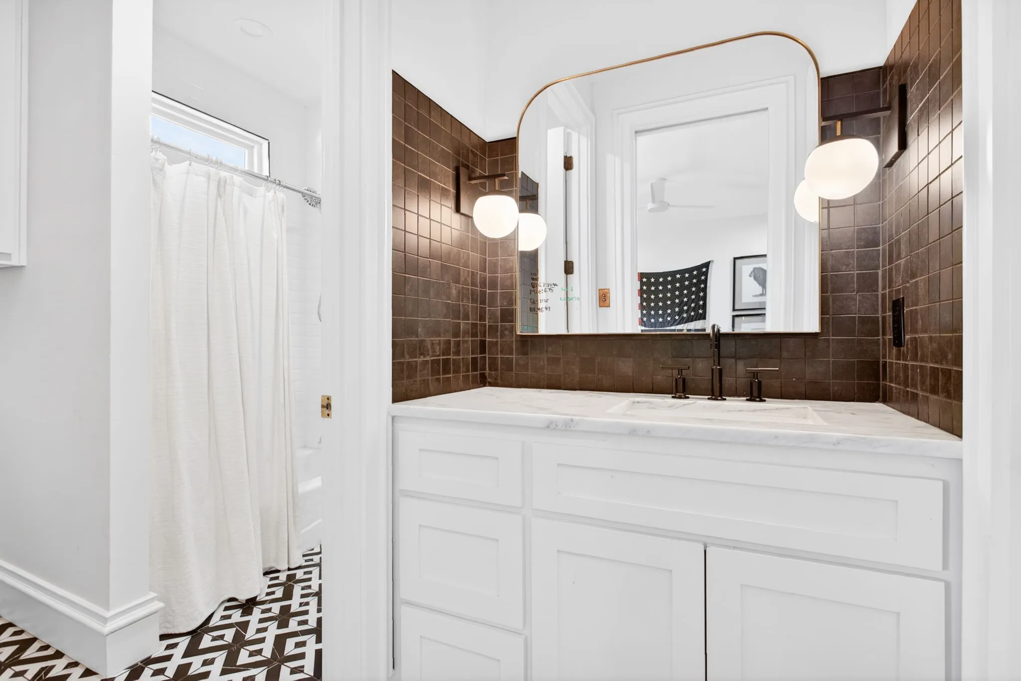 Single Family Residence For Rent in Tarrant County , 2508 Shirley Avenue, Fort Worth, Texas 76109, 5 Bedroom, 4 Bathroom, 2 Garage spaces, 3,630 Sqft, built in 2021, mls#21407643, Real Estate Agent in Fort Worth, Homes For Rent in Tarrant county, Homes For Rent in Fort Worth, Realtor in Fort Worth Texas, Real Estate Brokerage Independent Realty Texas, Luminita Cordes Realtor
