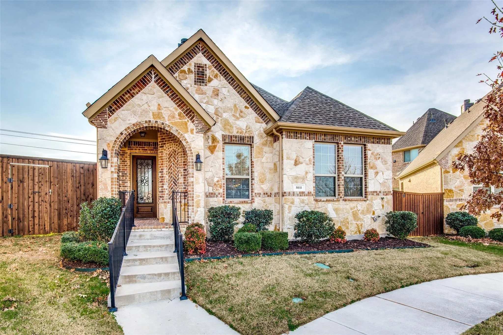 Single Family Residence For Rent