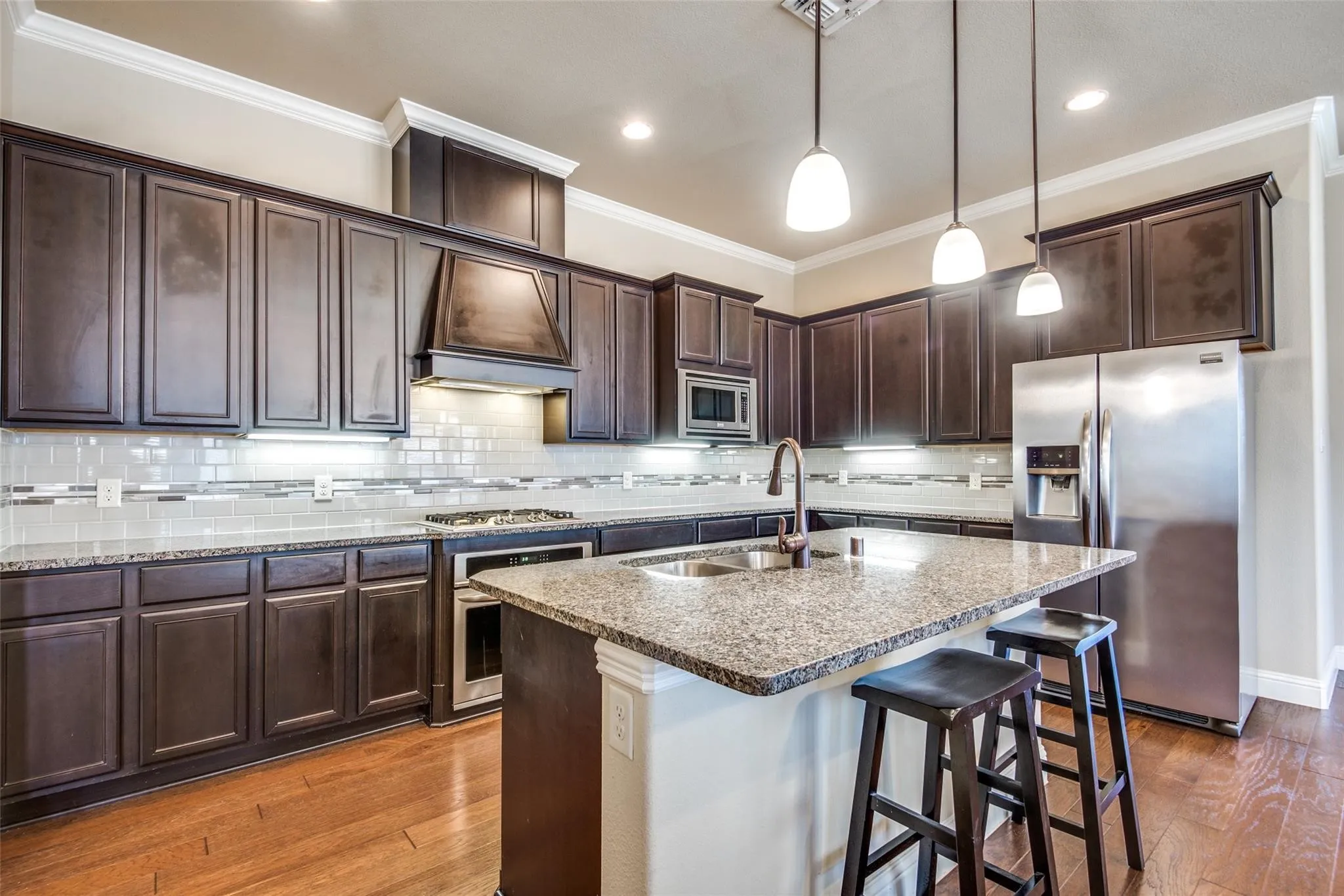Single Family Residence For Rent in Denton County , 511 Kimblewick Drive, Frisco, Texas 75036, 3 Bedroom, 2 Bathroom, 2 Garage spaces, 1,637 Sqft, built in 2016, mls#21408507, Real Estate Agent in Frisco, Homes For Rent in Denton county, Homes For Rent in Frisco, Realtor in Frisco Texas, Real Estate Brokerage Independent Realty Texas, Luminita Cordes Realtor