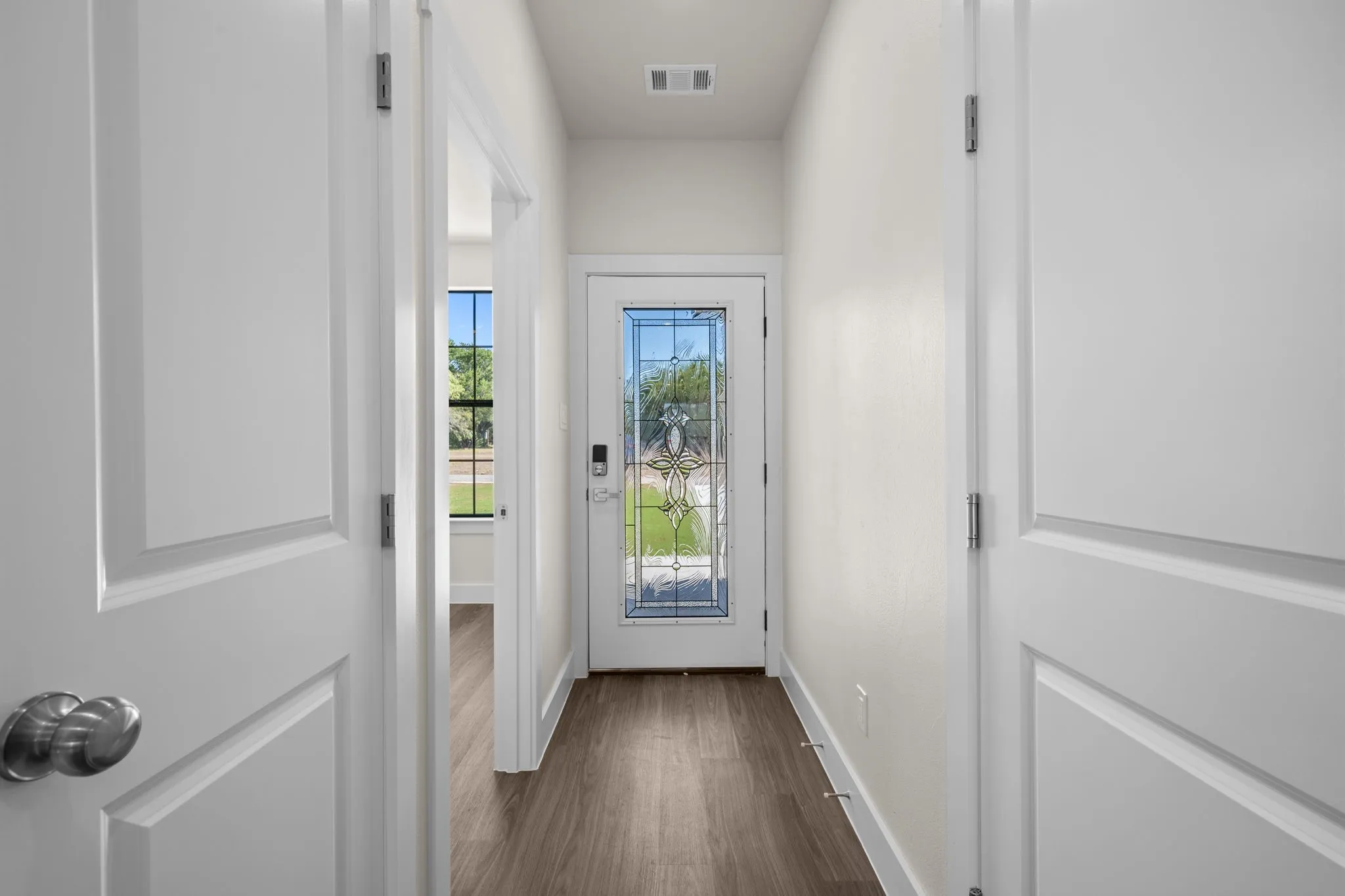 Single Family Residence For Sale in Hood County , 932 Bosque River Drive, Granbury, Texas 76048, 3 Bedroom, 2 Bathroom, 2 Garage spaces, 1,218 Sqft, built in 2026, mls#21407525, Real Estate Agent in Granbury, Homes For Sale in Hood county, Homes For Sale in Granbury, Realtor in Granbury Texas, Real Estate Brokerage Independent Realty Texas, Luminita Cordes Realtor
