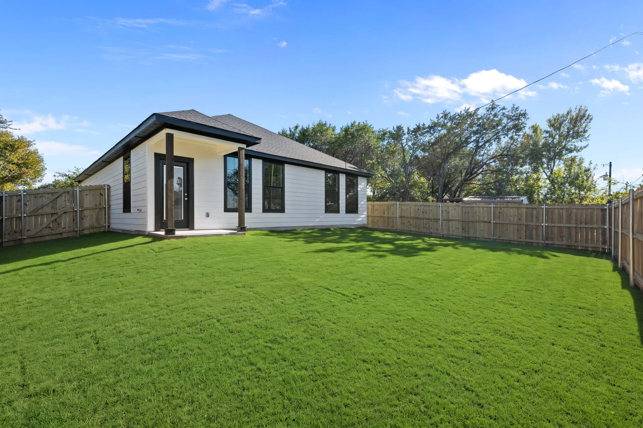 Single Family Residence For Sale in Hood County , 932 Bosque River Drive, Granbury, Texas 76048, 3 Bedroom, 2 Bathroom, 2 Garage spaces, 1,218 Sqft, built in 2026, mls#21407525, Real Estate Agent in Granbury, Homes For Sale in Hood county, Homes For Sale in Granbury, Realtor in Granbury Texas, Real Estate Brokerage Independent Realty Texas, Luminita Cordes Realtor