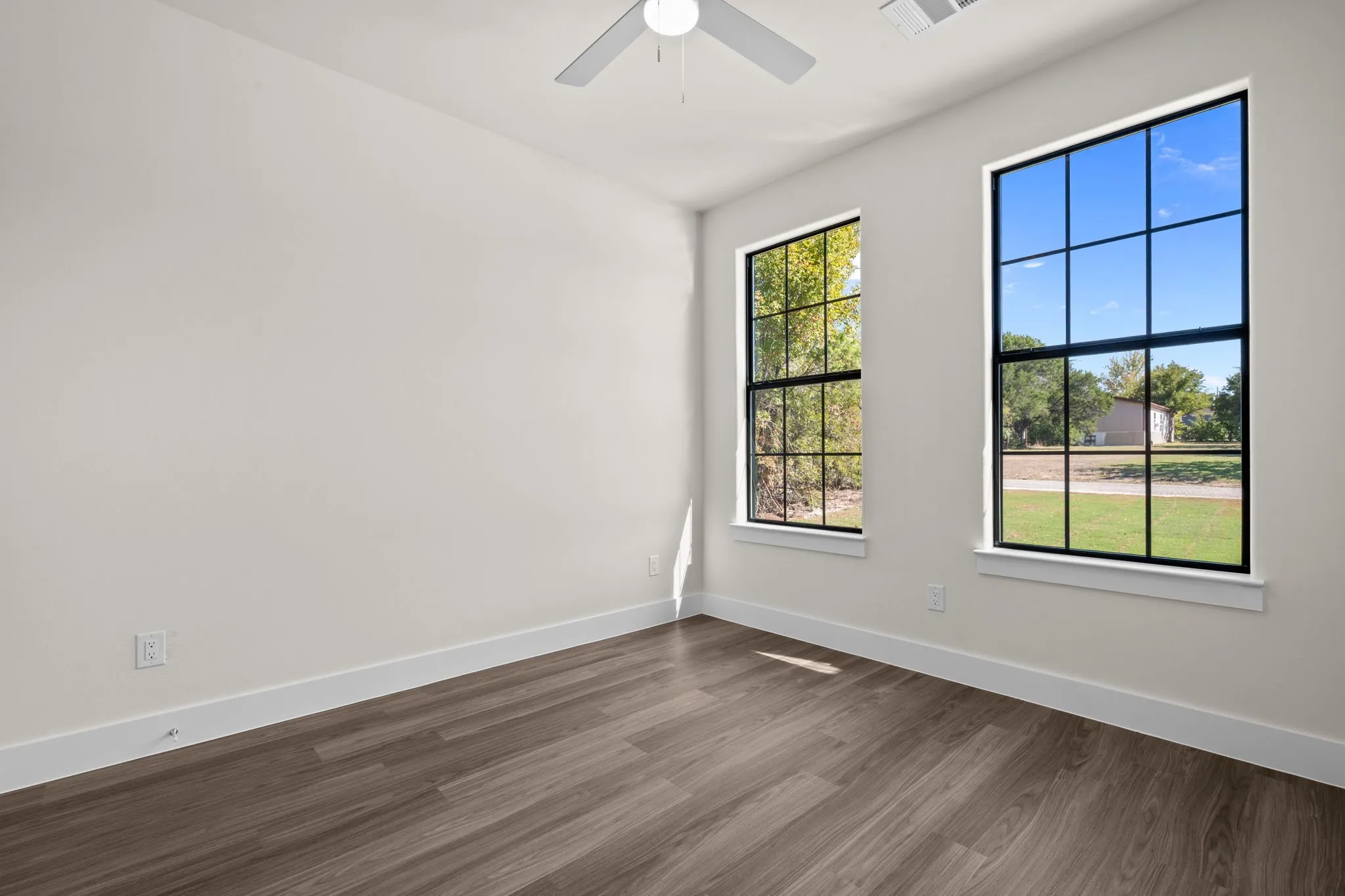 Single Family Residence For Sale in Hood County , 932 Bosque River Drive, Granbury, Texas 76048, 3 Bedroom, 2 Bathroom, 2 Garage spaces, 1,218 Sqft, built in 2026, mls#21407525, Real Estate Agent in Granbury, Homes For Sale in Hood county, Homes For Sale in Granbury, Realtor in Granbury Texas, Real Estate Brokerage Independent Realty Texas, Luminita Cordes Realtor