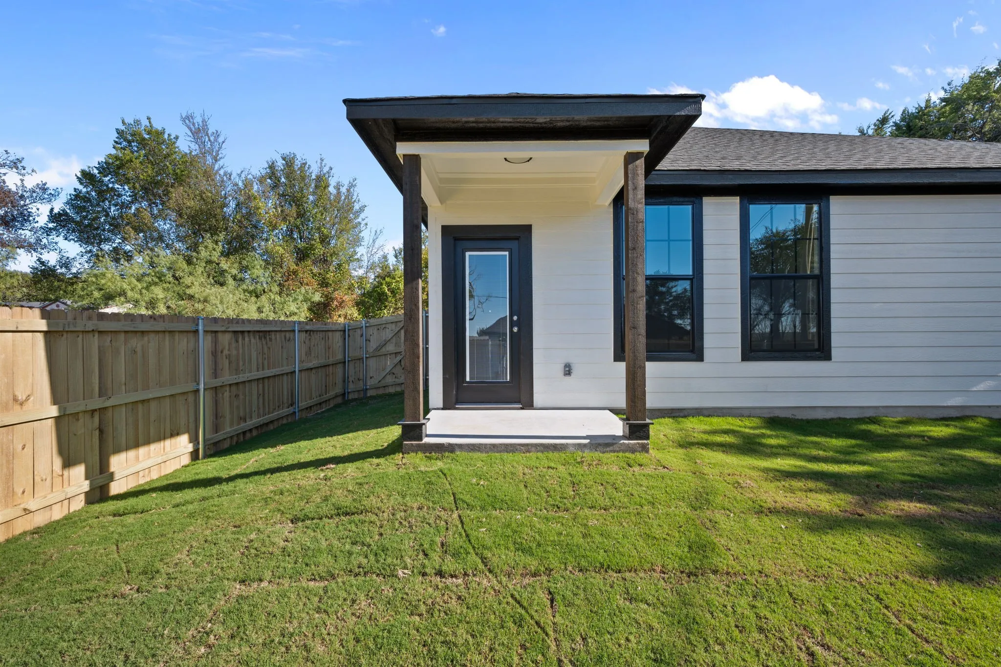Single Family Residence For Sale in Hood County , 932 Bosque River Drive, Granbury, Texas 76048, 3 Bedroom, 2 Bathroom, 2 Garage spaces, 1,218 Sqft, built in 2026, mls#21407525, Real Estate Agent in Granbury, Homes For Sale in Hood county, Homes For Sale in Granbury, Realtor in Granbury Texas, Real Estate Brokerage Independent Realty Texas, Luminita Cordes Realtor