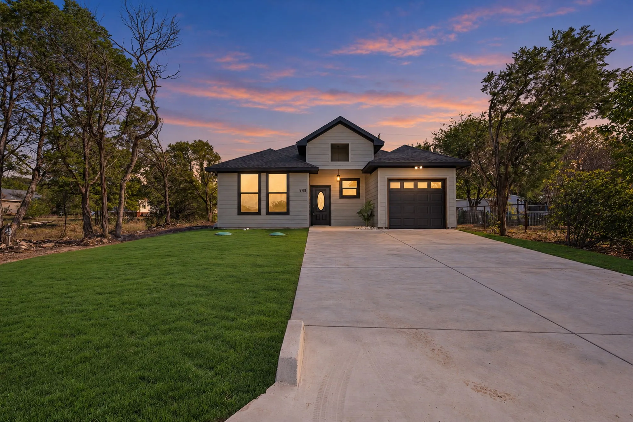 Single Family Residence For Sale in Hood County , 933 Nacogdoches River Drive, Granbury, Texas 76048, 3 Bedroom, 2 Bathroom, 1 Garage spaces, 1,313 Sqft, built in 2026, mls#21407505, Real Estate Agent in Granbury, Homes For Sale in Hood county, Homes For Sale in Granbury, Realtor in Granbury Texas, Real Estate Brokerage Independent Realty Texas, Luminita Cordes Realtor