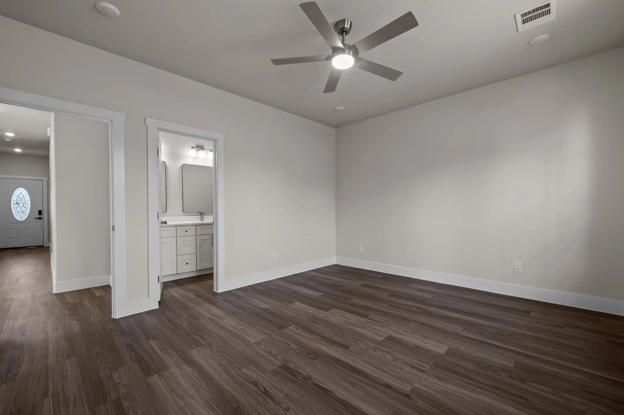 Single Family Residence For Sale in Hood County , 933 Nacogdoches River Drive, Granbury, Texas 76048, 3 Bedroom, 2 Bathroom, 1 Garage spaces, 1,313 Sqft, built in 2026, mls#21407505, Real Estate Agent in Granbury, Homes For Sale in Hood county, Homes For Sale in Granbury, Realtor in Granbury Texas, Real Estate Brokerage Independent Realty Texas, Luminita Cordes Realtor