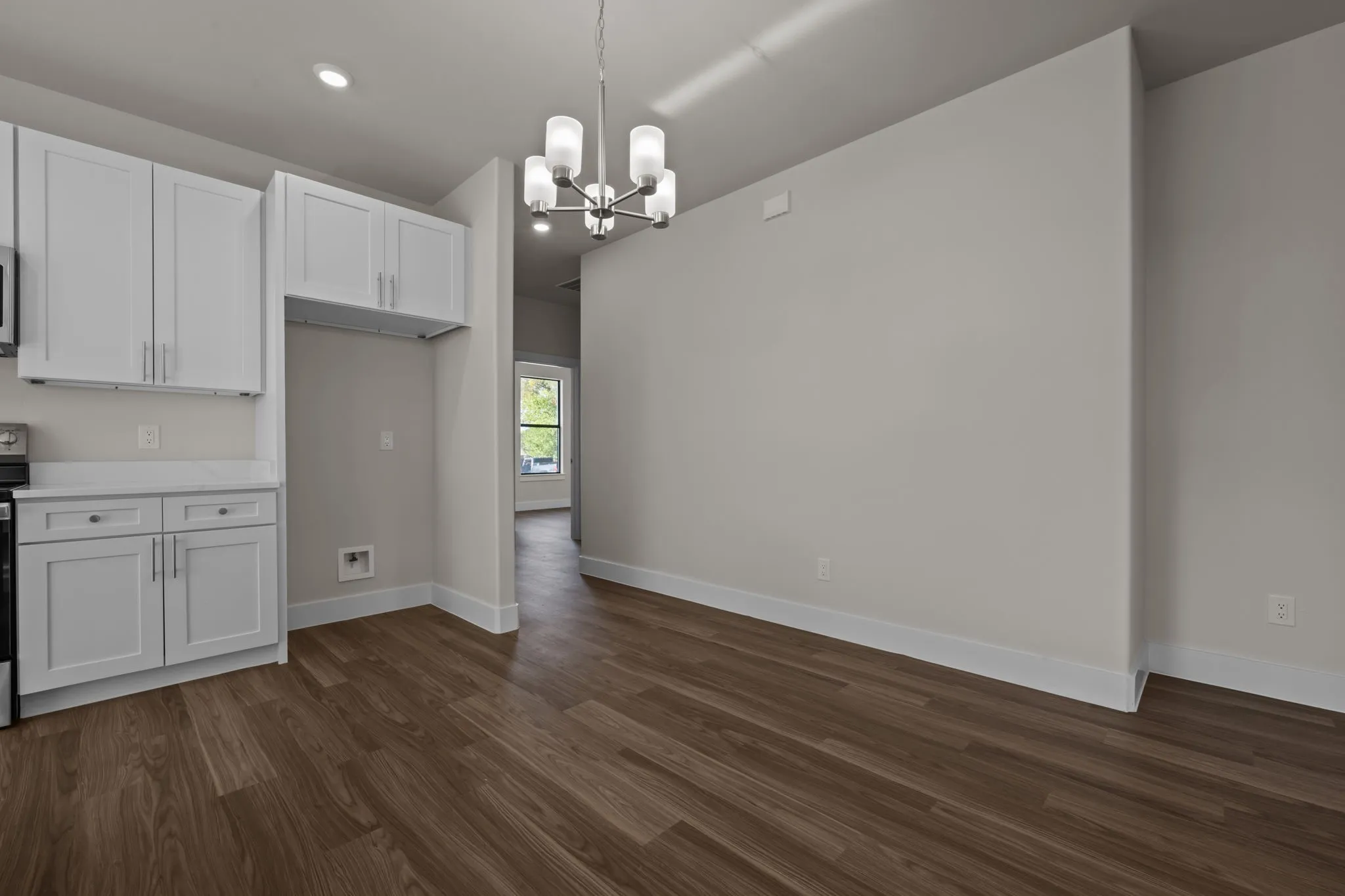 Single Family Residence For Sale in Hood County , 933 Nacogdoches River Drive, Granbury, Texas 76048, 3 Bedroom, 2 Bathroom, 1 Garage spaces, 1,313 Sqft, built in 2026, mls#21407505, Real Estate Agent in Granbury, Homes For Sale in Hood county, Homes For Sale in Granbury, Realtor in Granbury Texas, Real Estate Brokerage Independent Realty Texas, Luminita Cordes Realtor
