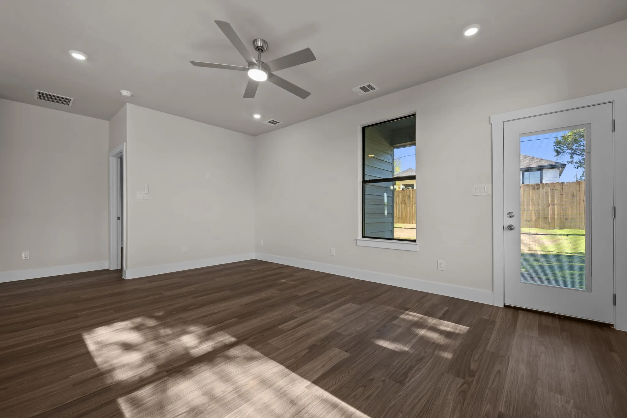 Single Family Residence For Sale in Hood County , 933 Nacogdoches River Drive, Granbury, Texas 76048, 3 Bedroom, 2 Bathroom, 1 Garage spaces, 1,313 Sqft, built in 2026, mls#21407505, Real Estate Agent in Granbury, Homes For Sale in Hood county, Homes For Sale in Granbury, Realtor in Granbury Texas, Real Estate Brokerage Independent Realty Texas, Luminita Cordes Realtor