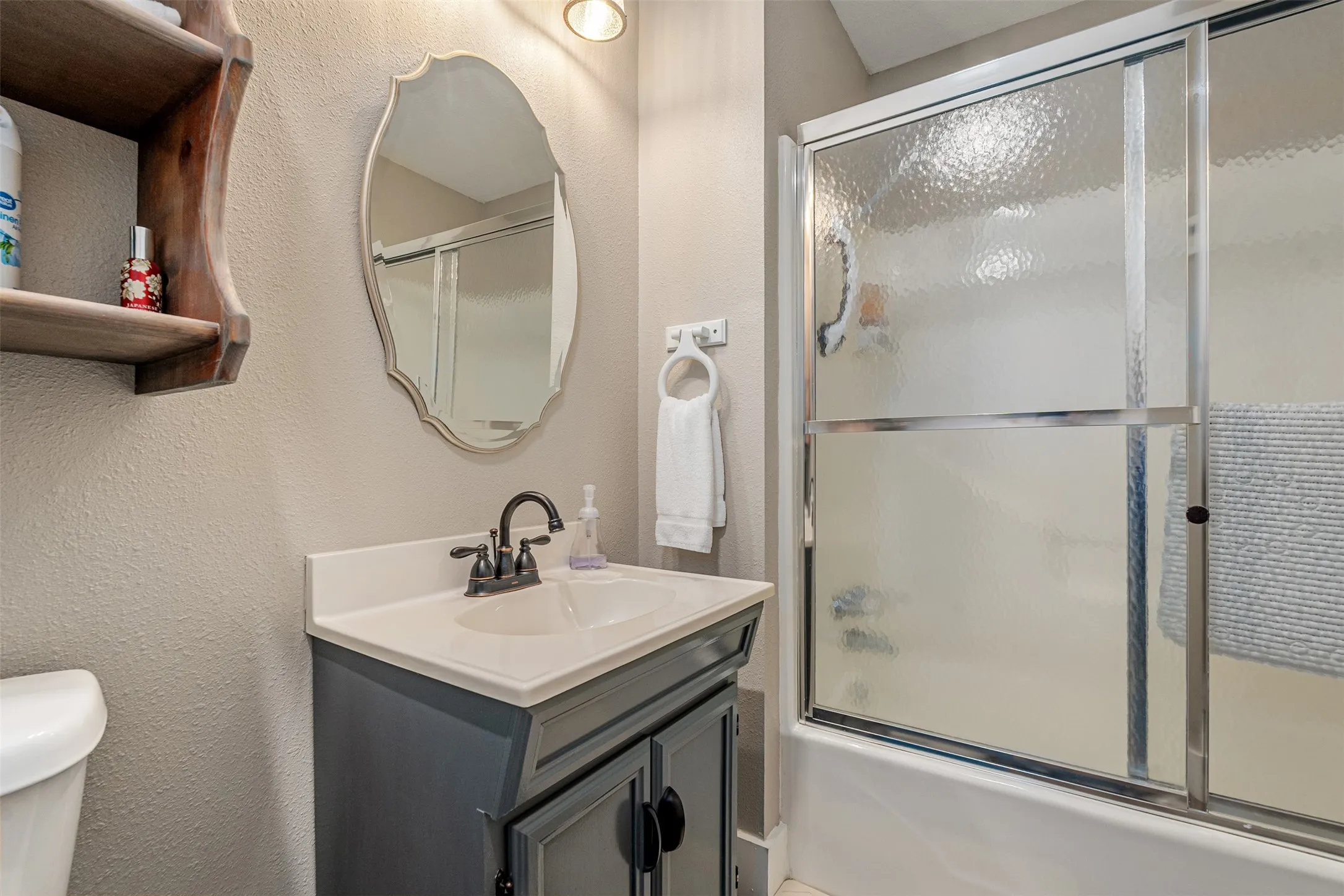 Hotel/Motel For Sale in Van Zandt County , 133 S Buffalo Street, Canton, Texas 75103, 0, 0, Garage spaces, 0 Sqft, built in 1920, mls#21408287, Real Estate Agent in Canton, Homes For Sale in Van Zandt county, Homes For Sale in Canton, Realtor in Canton Texas, Real Estate Brokerage Independent Realty Texas, Luminita Cordes Realtor