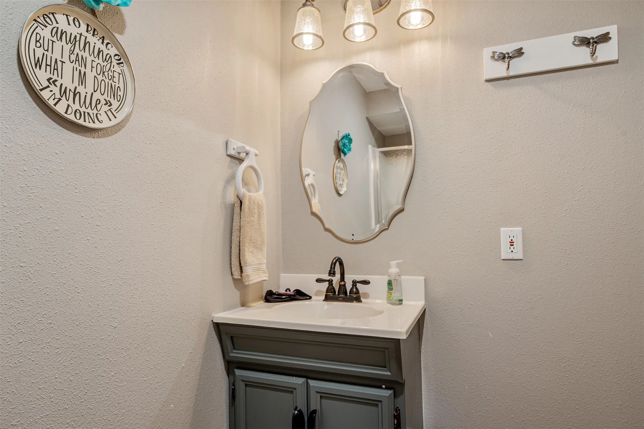 Hotel/Motel For Sale in Van Zandt County , 133 S Buffalo Street, Canton, Texas 75103, 0, 0, Garage spaces, 0 Sqft, built in 1920, mls#21408287, Real Estate Agent in Canton, Homes For Sale in Van Zandt county, Homes For Sale in Canton, Realtor in Canton Texas, Real Estate Brokerage Independent Realty Texas, Luminita Cordes Realtor