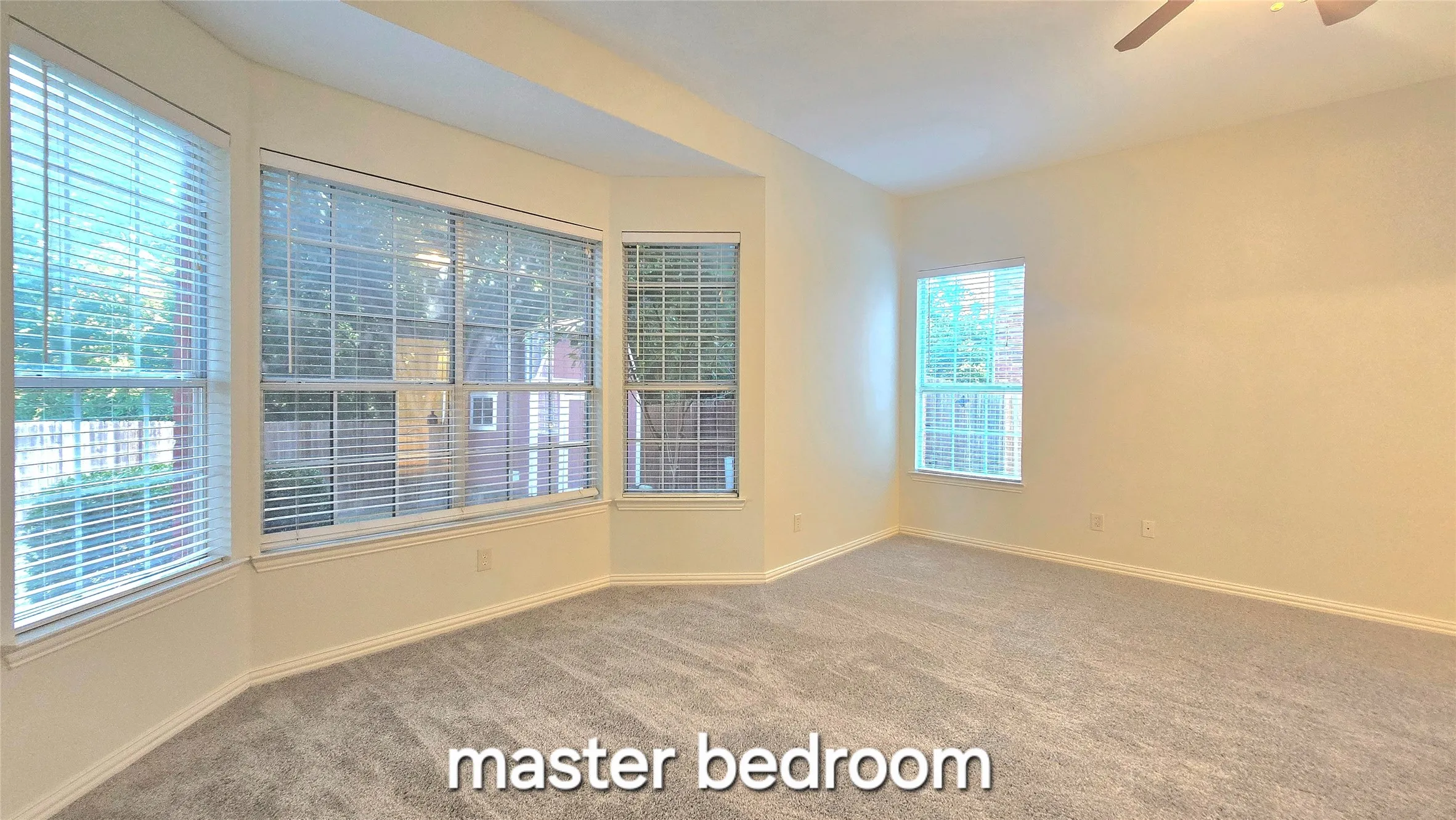 Single Family Residence For Sale in Tarrant County , 3455 Daisy Lane, Grand Prairie, Texas 75052, 5 Bedroom, 3 Bathroom, 2 Garage spaces, 3,387 Sqft, built in 2000, mls#21408514, Real Estate Agent in Grand Prairie, Homes For Sale in Tarrant county, Homes For Sale in Grand Prairie, Realtor in Grand Prairie Texas, Real Estate Brokerage Independent Realty Texas, Luminita Cordes Realtor
