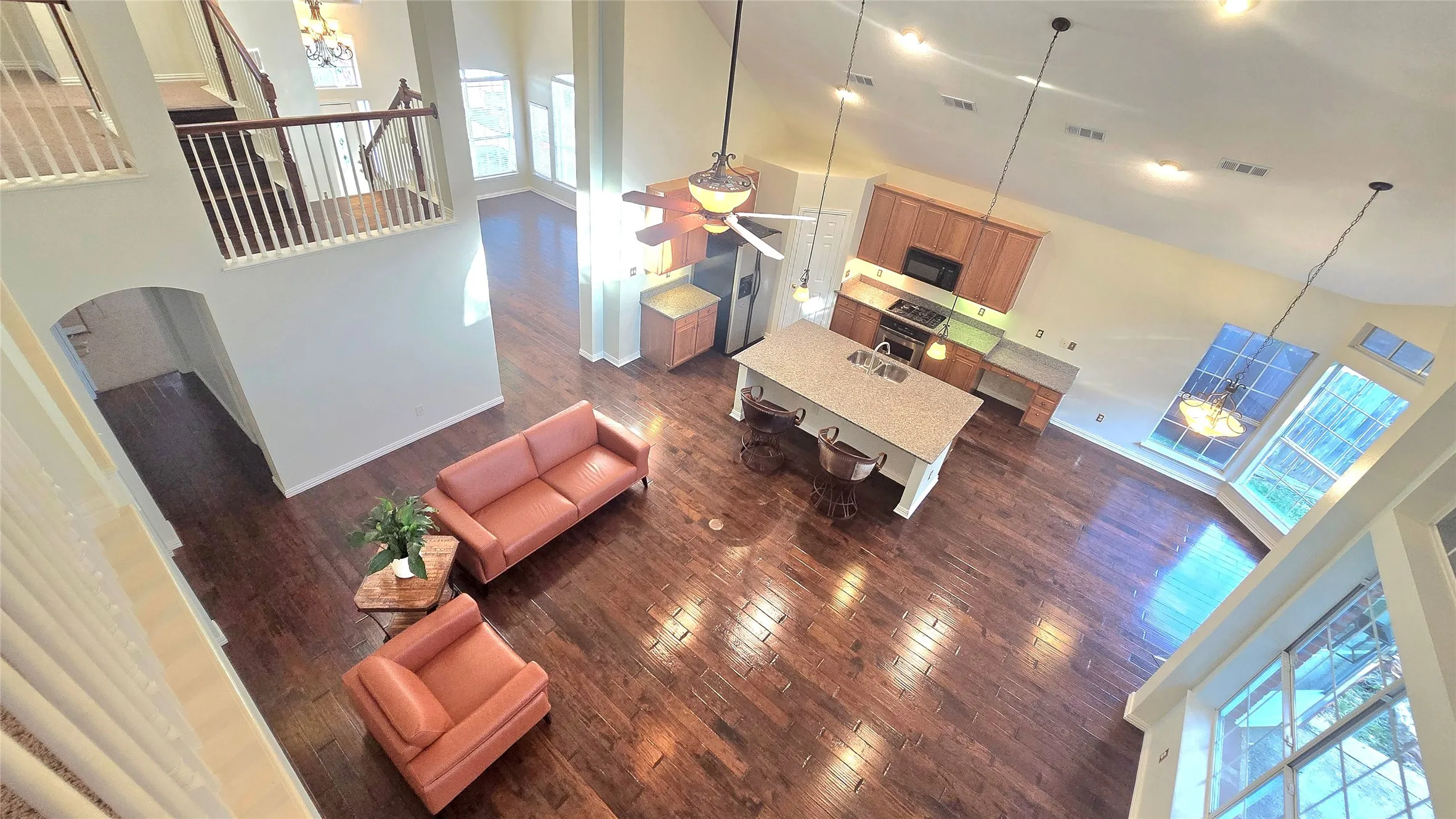 Single Family Residence For Sale in Tarrant County , 3455 Daisy Lane, Grand Prairie, Texas 75052, 5 Bedroom, 3 Bathroom, 2 Garage spaces, 3,387 Sqft, built in 2000, mls#21408514, Real Estate Agent in Grand Prairie, Homes For Sale in Tarrant county, Homes For Sale in Grand Prairie, Realtor in Grand Prairie Texas, Real Estate Brokerage Independent Realty Texas, Luminita Cordes Realtor