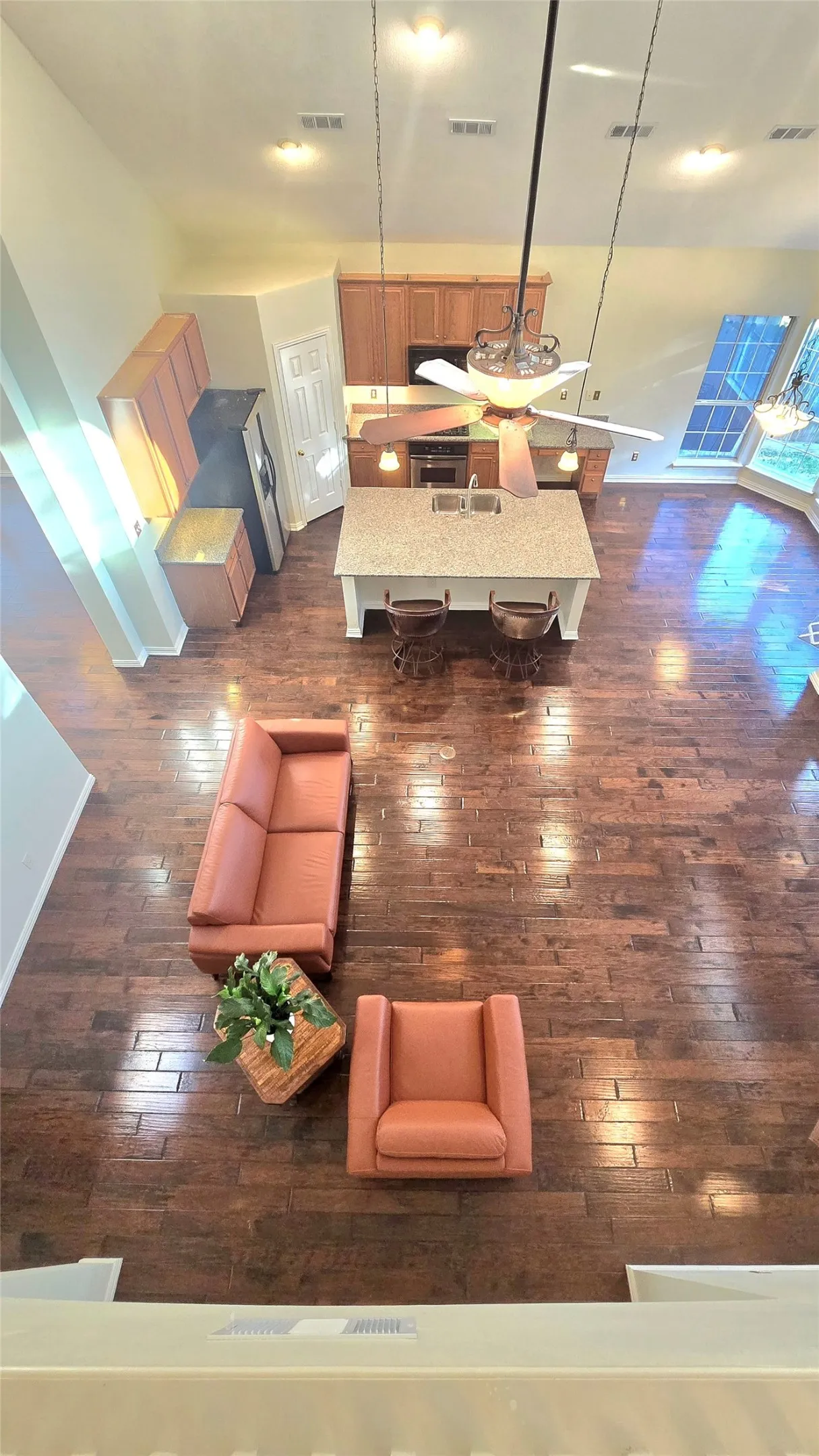 Single Family Residence For Sale in Tarrant County , 3455 Daisy Lane, Grand Prairie, Texas 75052, 5 Bedroom, 3 Bathroom, 2 Garage spaces, 3,387 Sqft, built in 2000, mls#21408514, Real Estate Agent in Grand Prairie, Homes For Sale in Tarrant county, Homes For Sale in Grand Prairie, Realtor in Grand Prairie Texas, Real Estate Brokerage Independent Realty Texas, Luminita Cordes Realtor