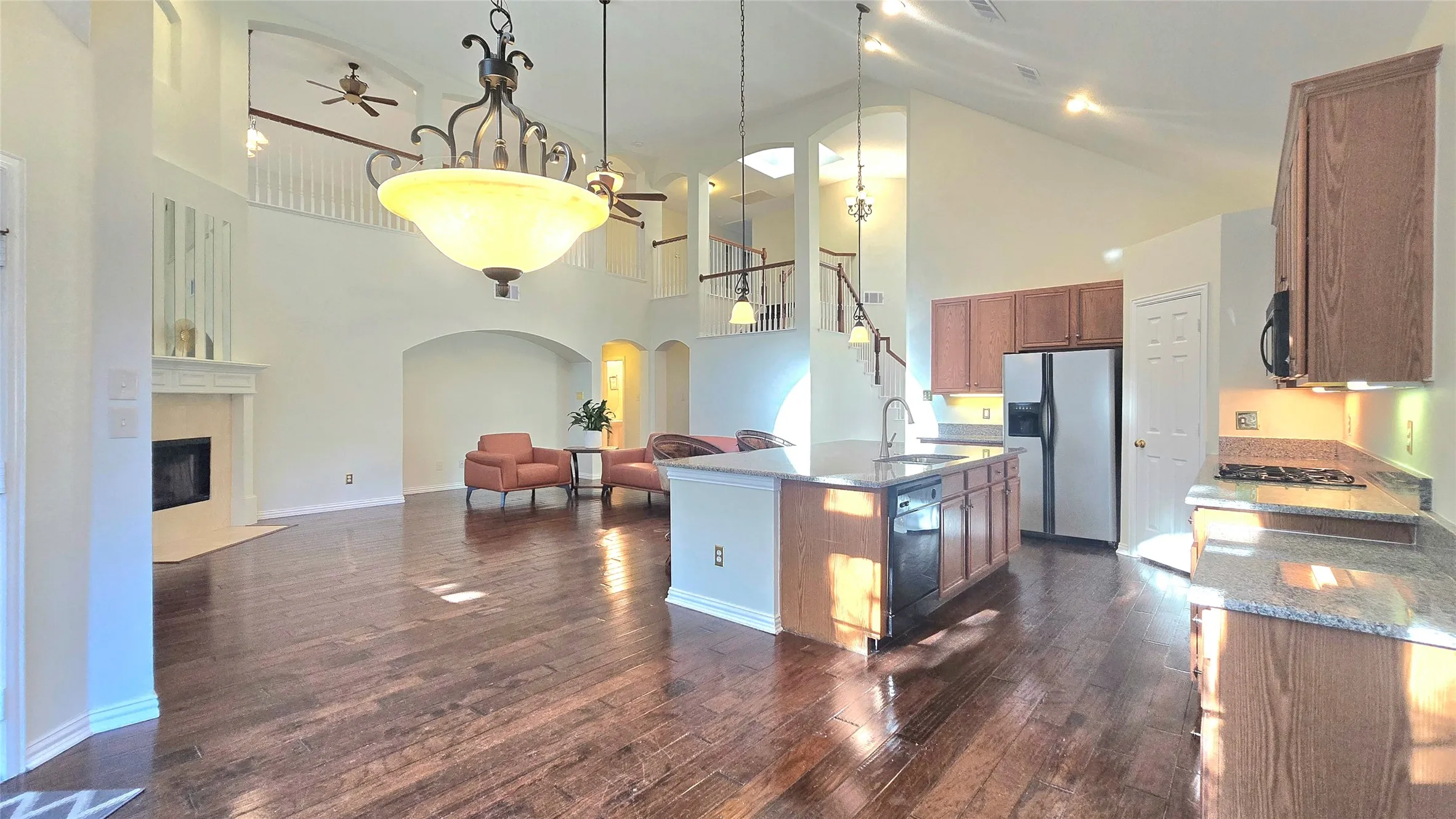 Single Family Residence For Sale in Tarrant County , 3455 Daisy Lane, Grand Prairie, Texas 75052, 5 Bedroom, 3 Bathroom, 2 Garage spaces, 3,387 Sqft, built in 2000, mls#21408514, Real Estate Agent in Grand Prairie, Homes For Sale in Tarrant county, Homes For Sale in Grand Prairie, Realtor in Grand Prairie Texas, Real Estate Brokerage Independent Realty Texas, Luminita Cordes Realtor