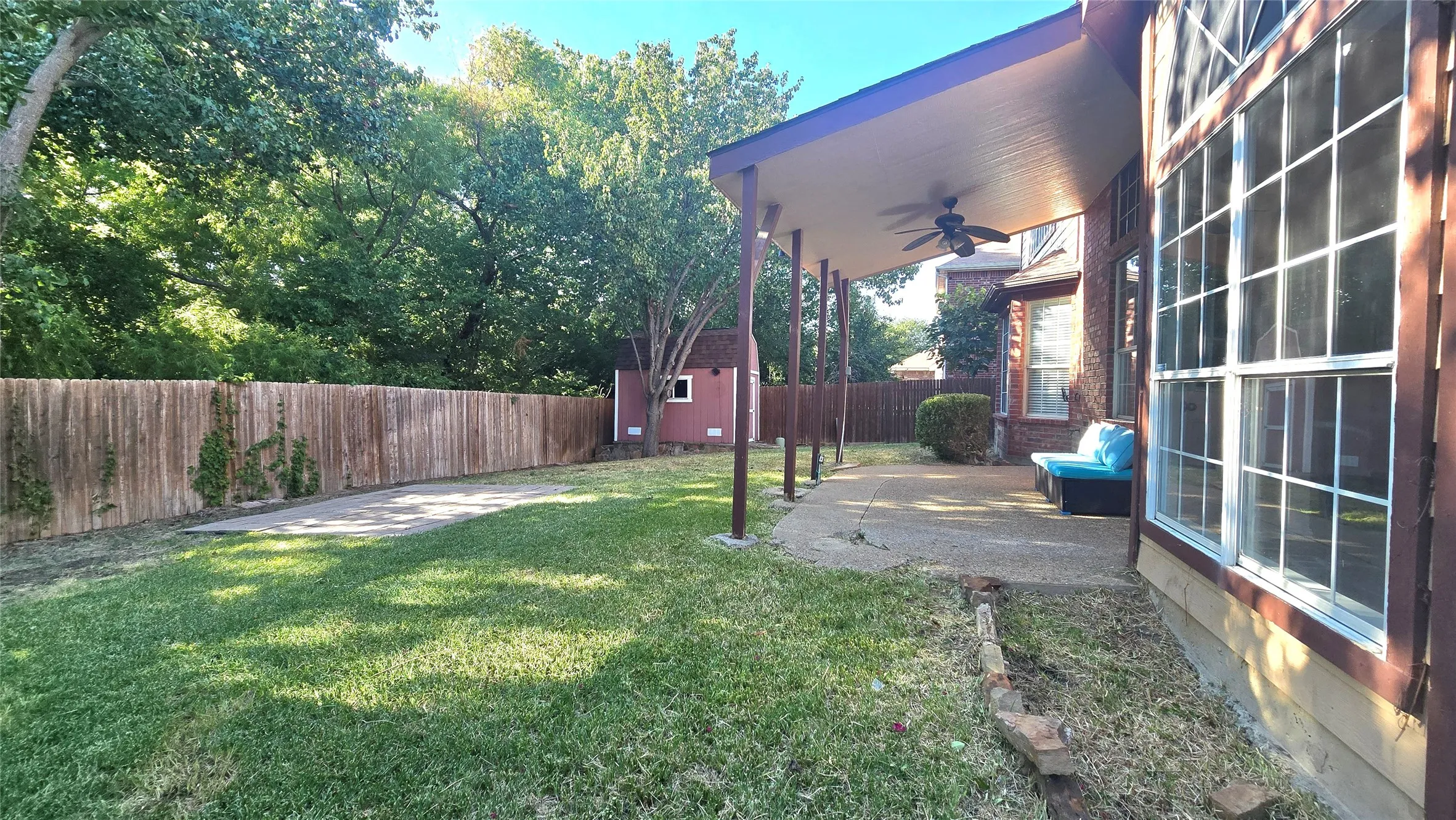 Single Family Residence For Sale in Tarrant County , 3455 Daisy Lane, Grand Prairie, Texas 75052, 5 Bedroom, 3 Bathroom, 2 Garage spaces, 3,387 Sqft, built in 2000, mls#21408514, Real Estate Agent in Grand Prairie, Homes For Sale in Tarrant county, Homes For Sale in Grand Prairie, Realtor in Grand Prairie Texas, Real Estate Brokerage Independent Realty Texas, Luminita Cordes Realtor