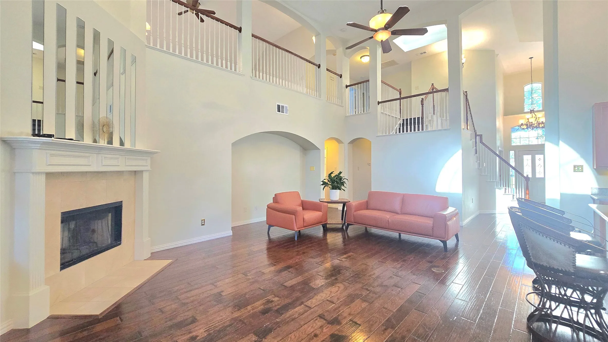 Single Family Residence For Sale in Tarrant County , 3455 Daisy Lane, Grand Prairie, Texas 75052, 5 Bedroom, 3 Bathroom, 2 Garage spaces, 3,387 Sqft, built in 2000, mls#21408514, Real Estate Agent in Grand Prairie, Homes For Sale in Tarrant county, Homes For Sale in Grand Prairie, Realtor in Grand Prairie Texas, Real Estate Brokerage Independent Realty Texas, Luminita Cordes Realtor
