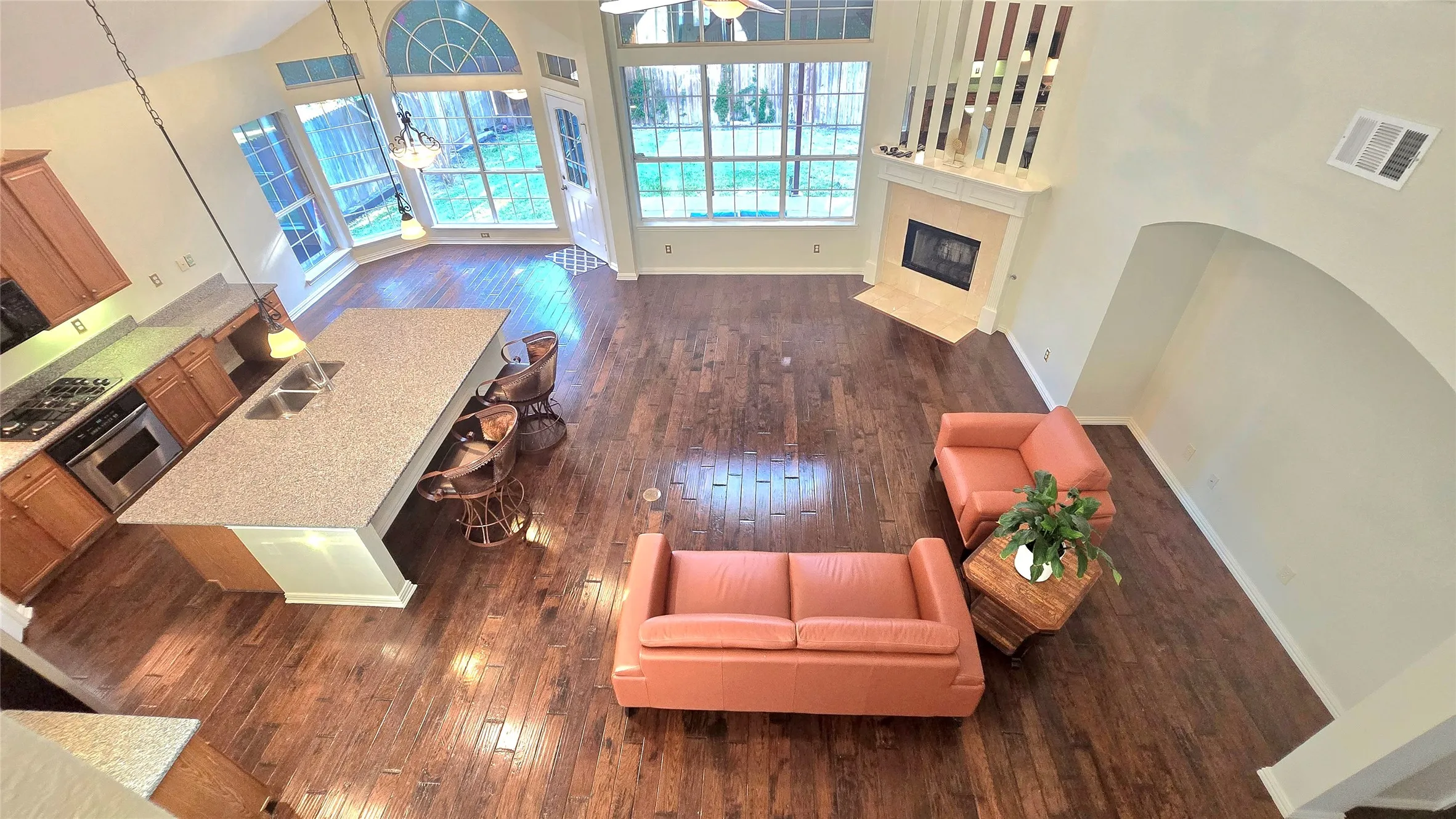 Single Family Residence For Sale in Tarrant County , 3455 Daisy Lane, Grand Prairie, Texas 75052, 5 Bedroom, 3 Bathroom, 2 Garage spaces, 3,387 Sqft, built in 2000, mls#21408514, Real Estate Agent in Grand Prairie, Homes For Sale in Tarrant county, Homes For Sale in Grand Prairie, Realtor in Grand Prairie Texas, Real Estate Brokerage Independent Realty Texas, Luminita Cordes Realtor