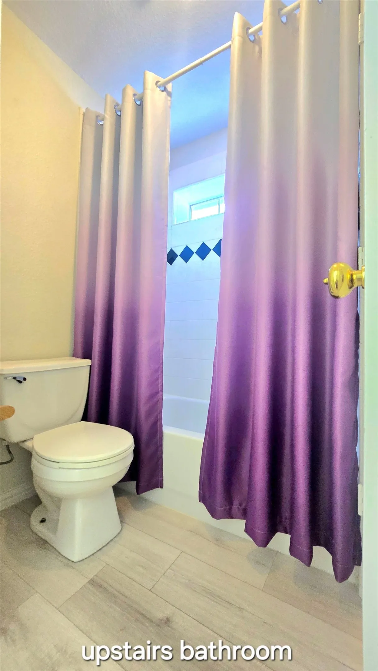 Single Family Residence For Sale in Tarrant County , 3455 Daisy Lane, Grand Prairie, Texas 75052, 5 Bedroom, 3 Bathroom, 2 Garage spaces, 3,387 Sqft, built in 2000, mls#21408514, Real Estate Agent in Grand Prairie, Homes For Sale in Tarrant county, Homes For Sale in Grand Prairie, Realtor in Grand Prairie Texas, Real Estate Brokerage Independent Realty Texas, Luminita Cordes Realtor