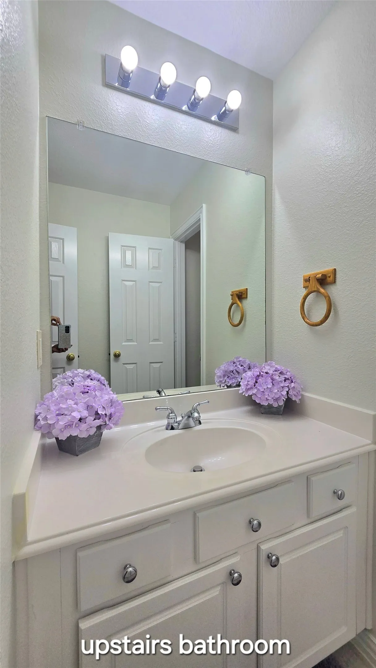 Single Family Residence For Sale in Tarrant County , 3455 Daisy Lane, Grand Prairie, Texas 75052, 5 Bedroom, 3 Bathroom, 2 Garage spaces, 3,387 Sqft, built in 2000, mls#21408514, Real Estate Agent in Grand Prairie, Homes For Sale in Tarrant county, Homes For Sale in Grand Prairie, Realtor in Grand Prairie Texas, Real Estate Brokerage Independent Realty Texas, Luminita Cordes Realtor