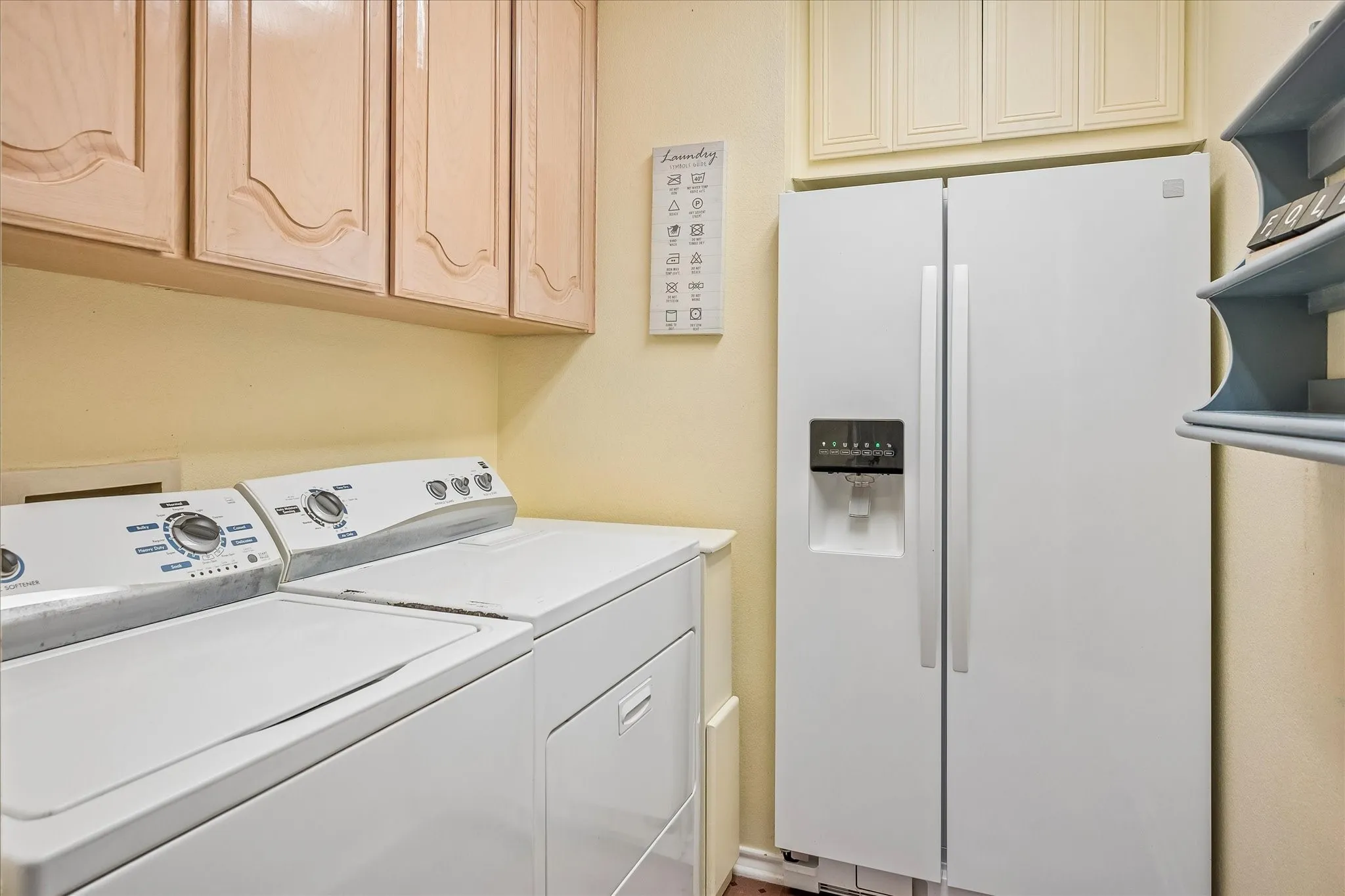 Single Family Residence For Sale in Tarrant County , 4424 Fair Ridge Drive, Fort Worth, Texas 76008, 3 Bedroom, 2 Bathroom, 3 Garage spaces, 2,698 Sqft, built in 1991, mls#21400921, Real Estate Agent in Fort Worth, Homes For Sale in Tarrant county, Homes For Sale in Fort Worth, Realtor in Fort Worth Texas, Real Estate Brokerage Independent Realty Texas, Luminita Cordes Realtor