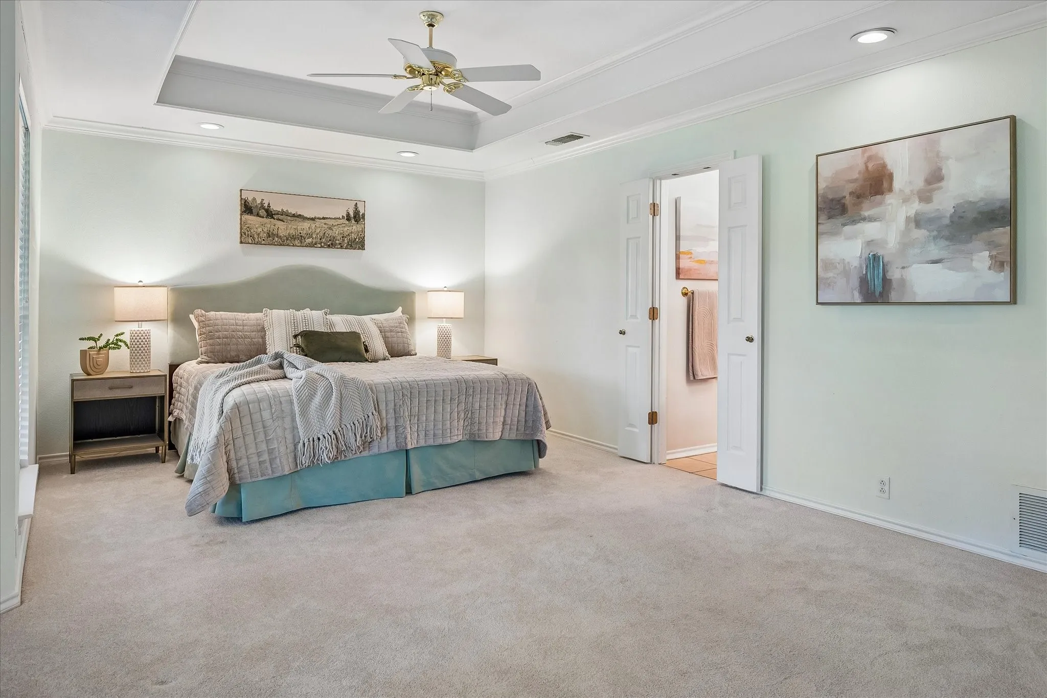 Single Family Residence For Sale in Tarrant County , 4424 Fair Ridge Drive, Fort Worth, Texas 76008, 3 Bedroom, 2 Bathroom, 3 Garage spaces, 2,698 Sqft, built in 1991, mls#21400921, Real Estate Agent in Fort Worth, Homes For Sale in Tarrant county, Homes For Sale in Fort Worth, Realtor in Fort Worth Texas, Real Estate Brokerage Independent Realty Texas, Luminita Cordes Realtor
