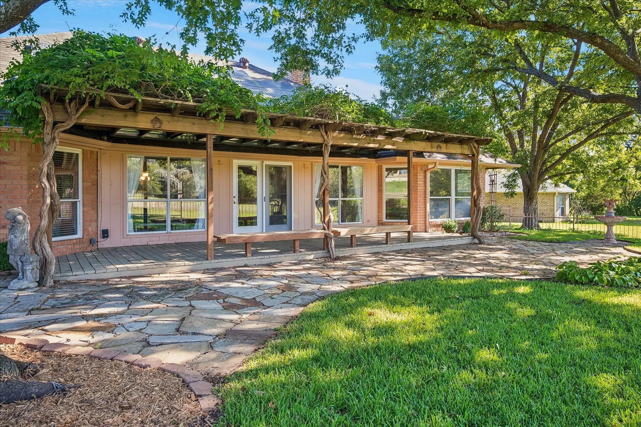 Single Family Residence For Sale in Tarrant County , 4424 Fair Ridge Drive, Fort Worth, Texas 76008, 3 Bedroom, 2 Bathroom, 3 Garage spaces, 2,698 Sqft, built in 1991, mls#21400921, Real Estate Agent in Fort Worth, Homes For Sale in Tarrant county, Homes For Sale in Fort Worth, Realtor in Fort Worth Texas, Real Estate Brokerage Independent Realty Texas, Luminita Cordes Realtor