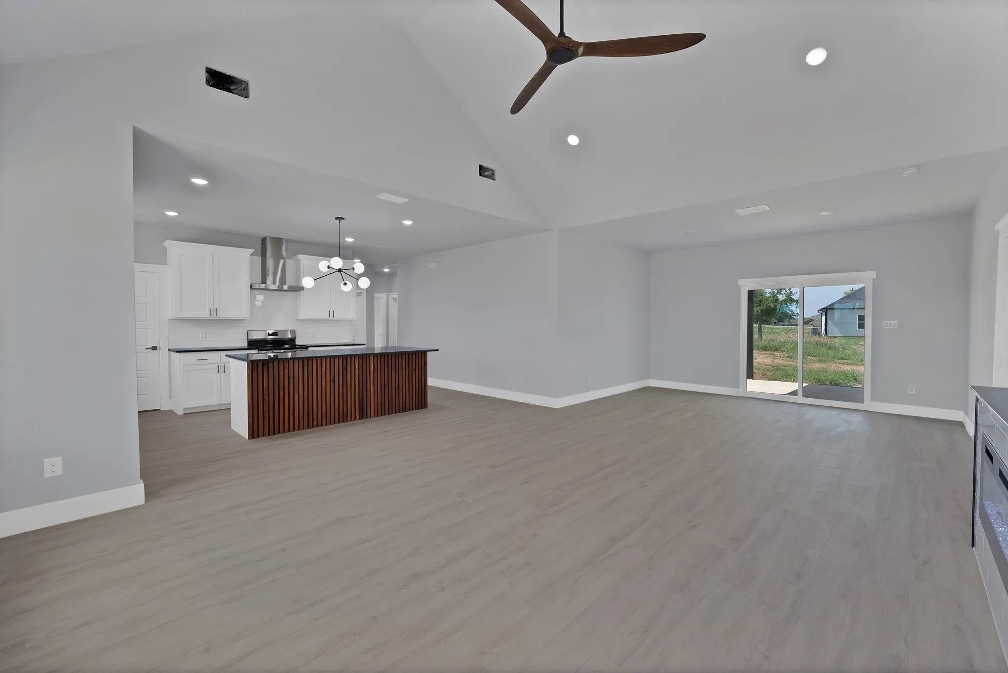 Single Family Residence For Sale in Parker County , 7004 Carnegie Road, Poolville, Texas 76487, 3 Bedroom, 2 Bathroom, 2 Garage spaces, 1,900 Sqft, built in 2026, mls#21407046, Real Estate Agent in Poolville, Homes For Sale in Parker county, Homes For Sale in Poolville, Realtor in Poolville Texas, Real Estate Brokerage Independent Realty Texas, Luminita Cordes Realtor