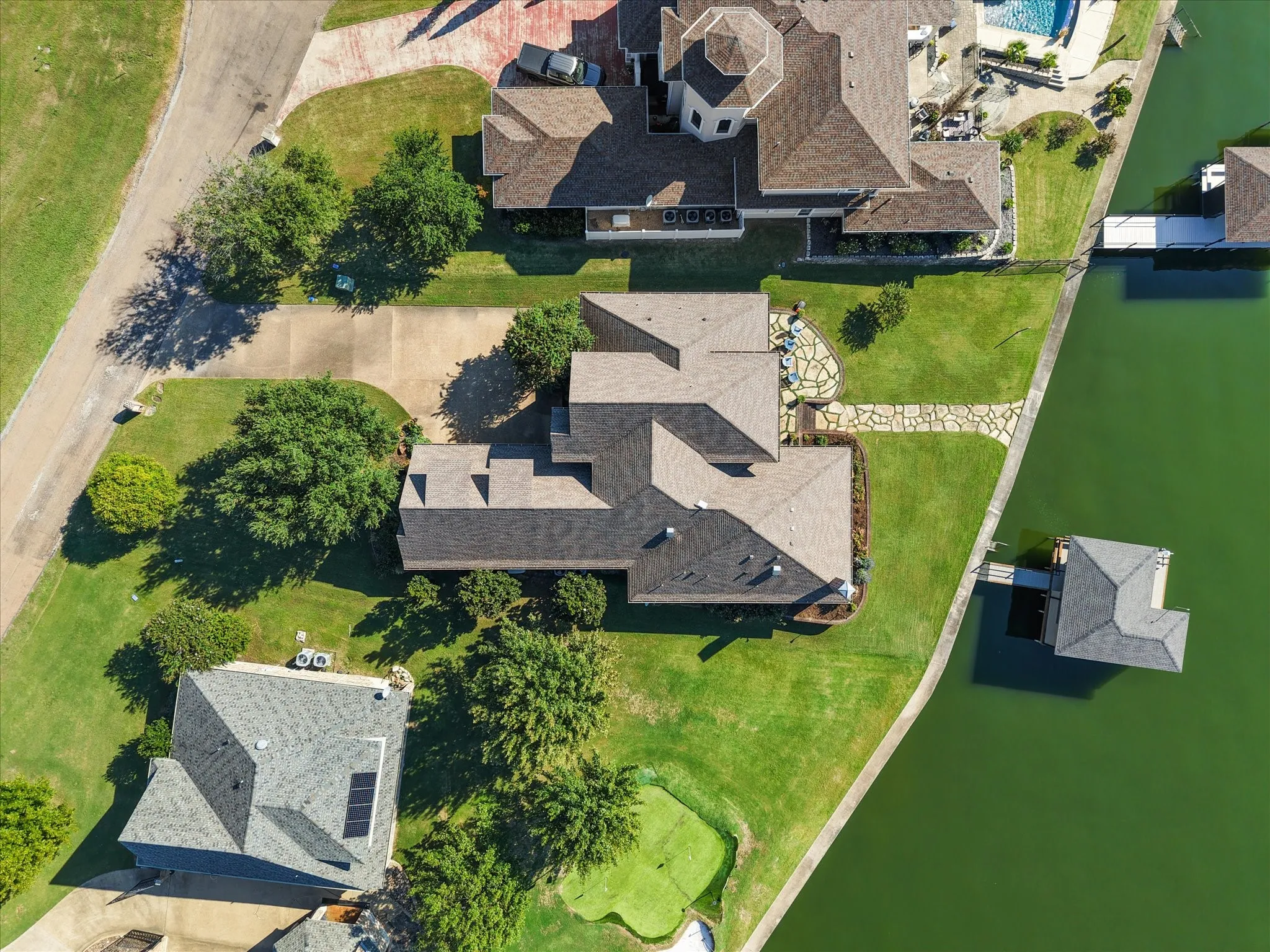 Single Family Residence For Sale in Navarro County , 470 White Rock Road, Corsicana, Texas 75109, 5 Bedroom, 5 Bathroom, 3 Garage spaces, 3,750 Sqft, built in 2013, mls#21408279, Real Estate Agent in Corsicana, Homes For Sale in Navarro county, Homes For Sale in Corsicana, Realtor in Corsicana Texas, Real Estate Brokerage Independent Realty Texas, Luminita Cordes Realtor
