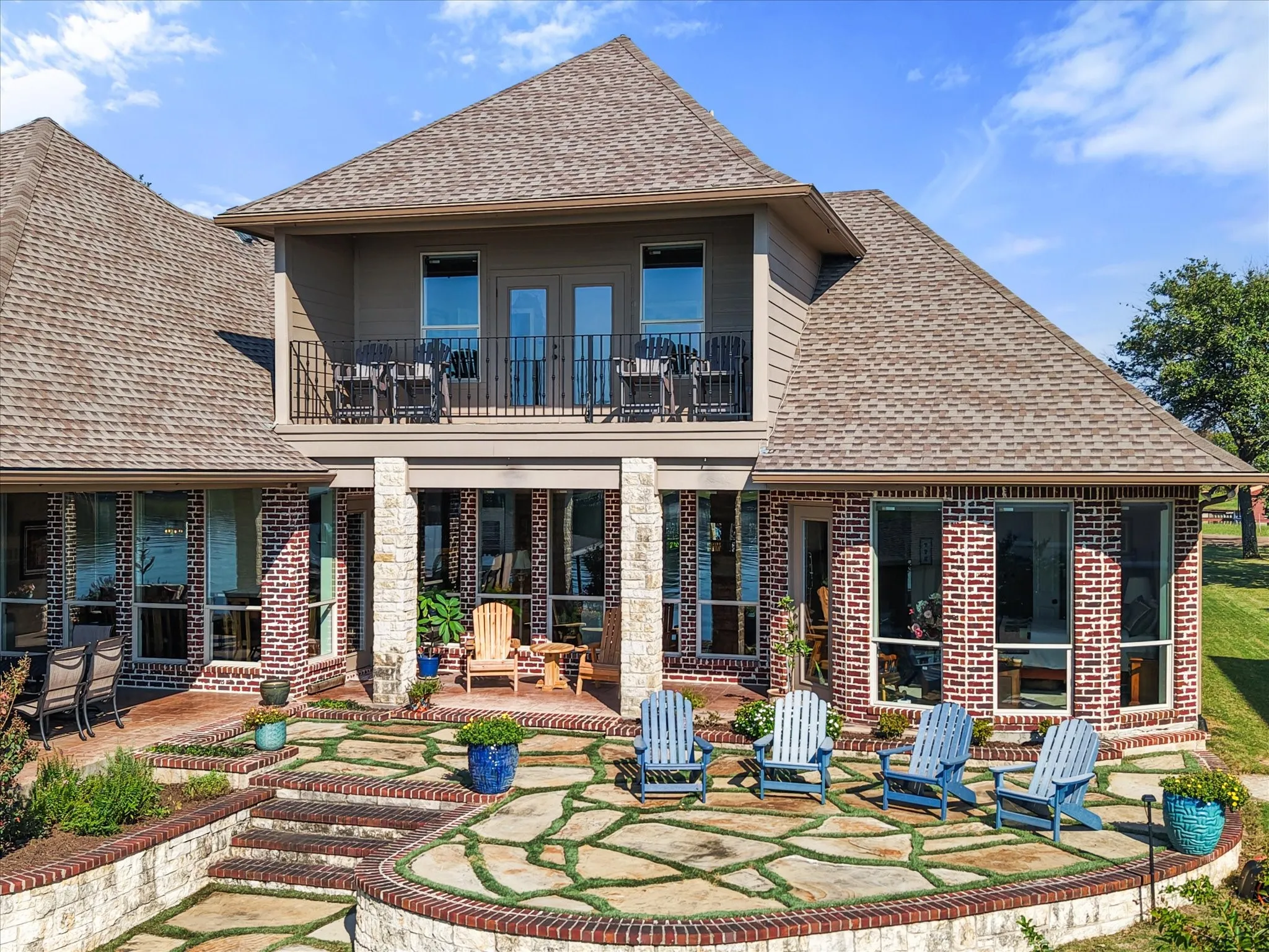 Single Family Residence For Sale in Navarro County , 470 White Rock Road, Corsicana, Texas 75109, 5 Bedroom, 5 Bathroom, 3 Garage spaces, 3,750 Sqft, built in 2013, mls#21408279, Real Estate Agent in Corsicana, Homes For Sale in Navarro county, Homes For Sale in Corsicana, Realtor in Corsicana Texas, Real Estate Brokerage Independent Realty Texas, Luminita Cordes Realtor