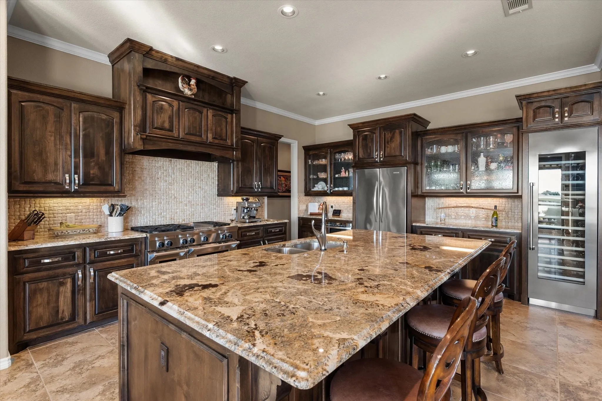 Single Family Residence For Sale in Navarro County , 470 White Rock Road, Corsicana, Texas 75109, 5 Bedroom, 5 Bathroom, 3 Garage spaces, 3,750 Sqft, built in 2013, mls#21408279, Real Estate Agent in Corsicana, Homes For Sale in Navarro county, Homes For Sale in Corsicana, Realtor in Corsicana Texas, Real Estate Brokerage Independent Realty Texas, Luminita Cordes Realtor