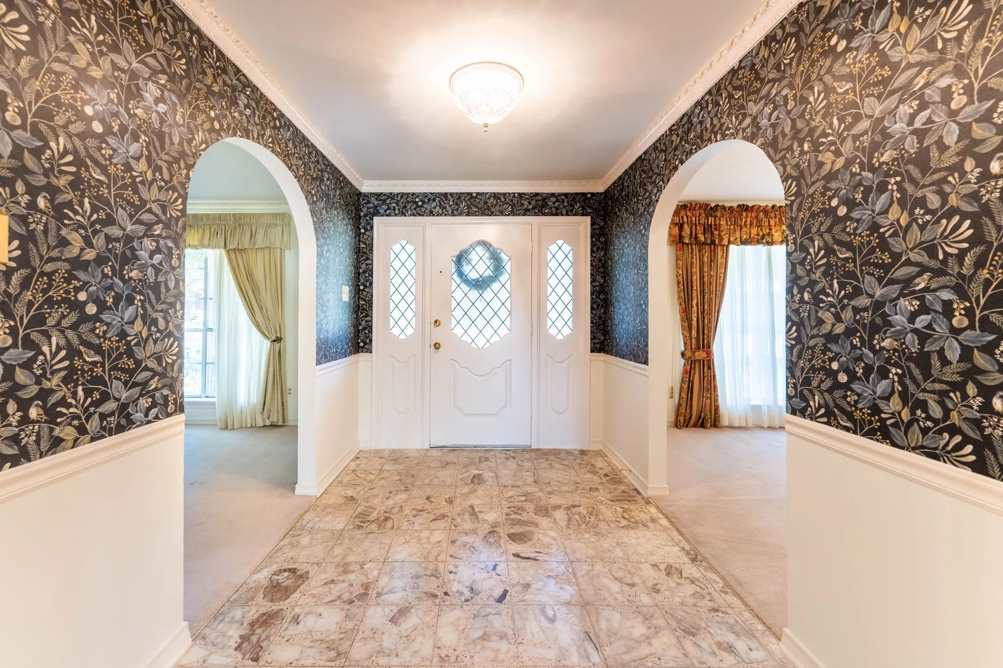 Single Family Residence For Sale in Dallas County , 1706 Dakota Drive, Garland, Texas 75043, 4 Bedroom, 3 Bathroom, 2 Garage spaces, 3,048 Sqft, built in 1972, mls#21408198, Real Estate Agent in Garland, Homes For Sale in Dallas county, Homes For Sale in Garland, Realtor in Garland Texas, Real Estate Brokerage Independent Realty Texas, Luminita Cordes Realtor
