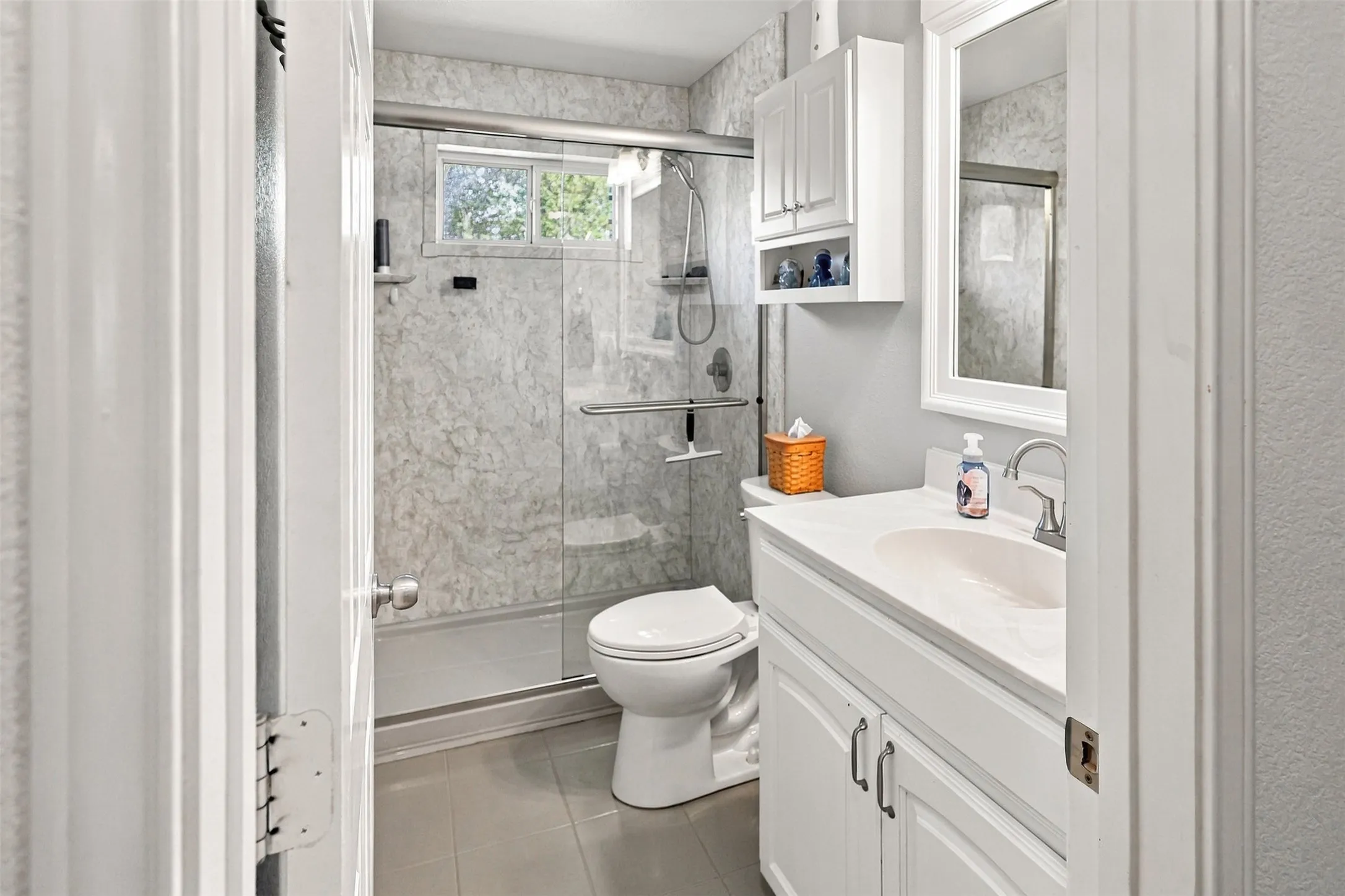 Single Family Residence For Sale in Parker County , 156 Creekwood Ranch Road, Azle, Texas 76020, 4 Bedroom, 2 Bathroom, 2 Garage spaces, 2,129 Sqft, built in 2010, mls#21406811, Real Estate Agent in Azle, Homes For Sale in Parker county, Homes For Sale in Azle, Realtor in Azle Texas, Real Estate Brokerage Independent Realty Texas, Luminita Cordes Realtor
