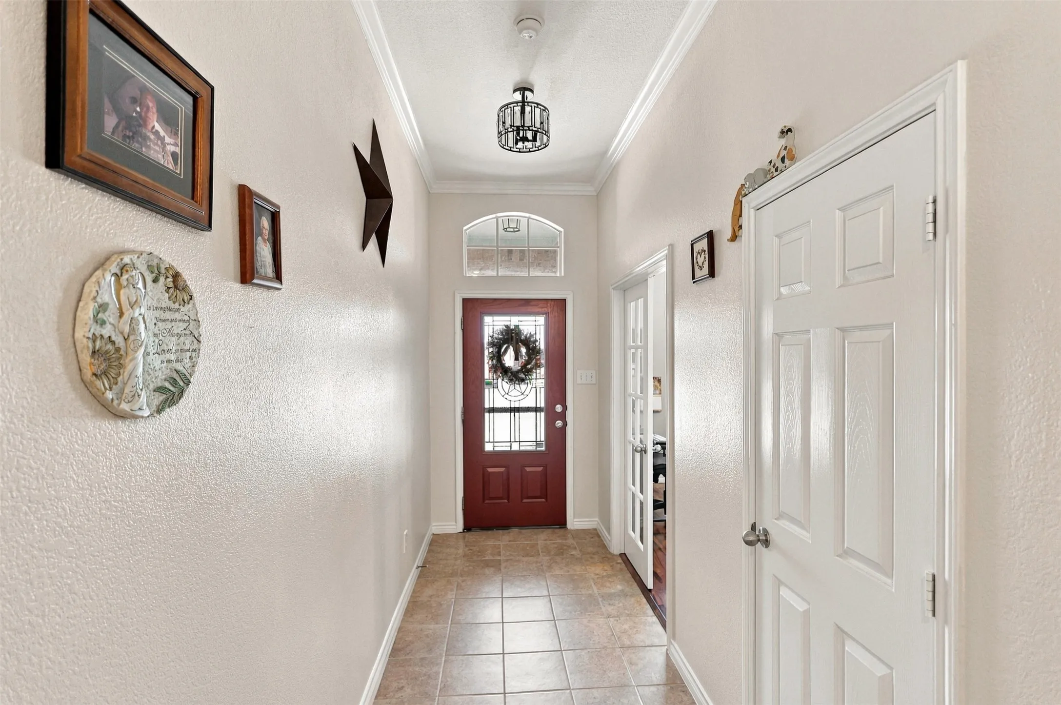 Single Family Residence For Sale in Parker County , 156 Creekwood Ranch Road, Azle, Texas 76020, 4 Bedroom, 2 Bathroom, 2 Garage spaces, 2,129 Sqft, built in 2010, mls#21406811, Real Estate Agent in Azle, Homes For Sale in Parker county, Homes For Sale in Azle, Realtor in Azle Texas, Real Estate Brokerage Independent Realty Texas, Luminita Cordes Realtor