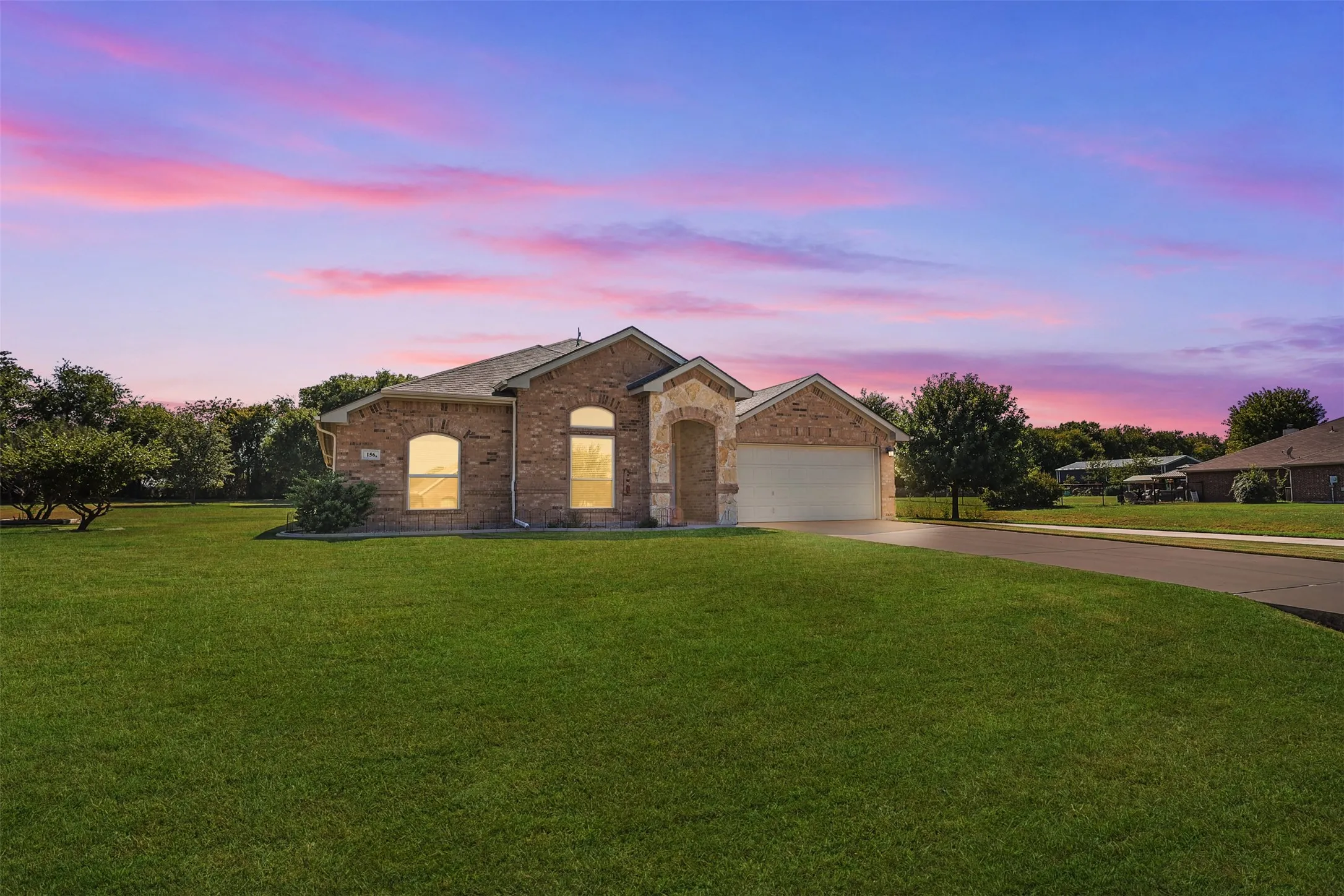 Single Family Residence For Sale in Parker County , 156 Creekwood Ranch Road, Azle, Texas 76020, 4 Bedroom, 2 Bathroom, 2 Garage spaces, 2,129 Sqft, built in 2010, mls#21406811, Real Estate Agent in Azle, Homes For Sale in Parker county, Homes For Sale in Azle, Realtor in Azle Texas, Real Estate Brokerage Independent Realty Texas, Luminita Cordes Realtor