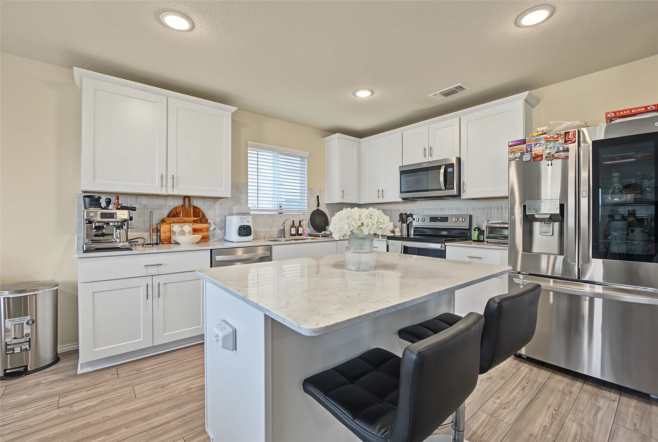 Single Family Residence For Sale in Collin County , 819 Ozark Path, Princeton, Texas 75407, 4 Bedroom, 3 Bathroom, 2 Garage spaces, 2,419 Sqft, built in 2022, mls#21408523, Real Estate Agent in Princeton, Homes For Sale in Collin county, Homes For Sale in Princeton, Realtor in Princeton Texas, Real Estate Brokerage Independent Realty Texas, Luminita Cordes Realtor