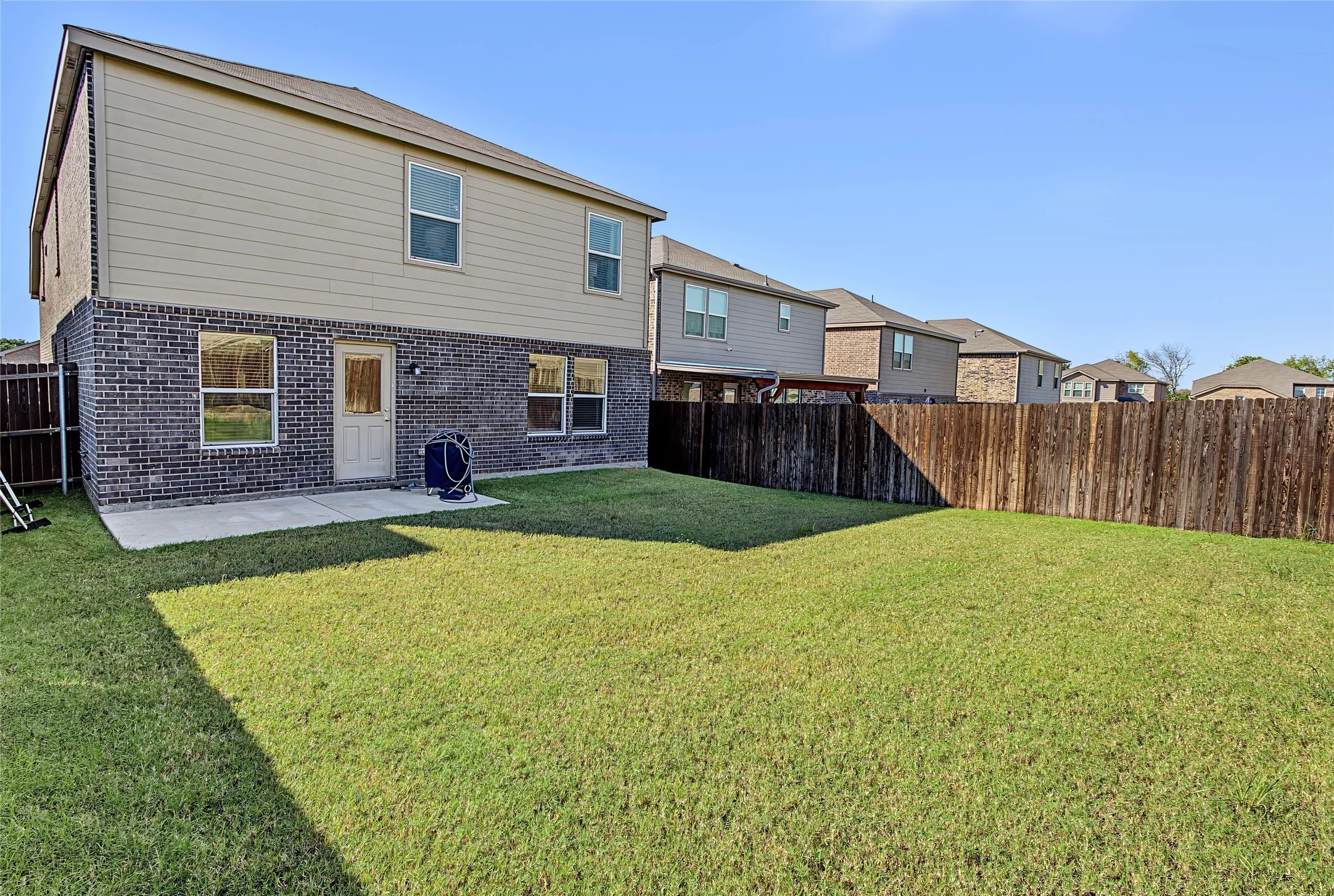 Single Family Residence For Sale in Collin County , 819 Ozark Path, Princeton, Texas 75407, 4 Bedroom, 3 Bathroom, 2 Garage spaces, 2,419 Sqft, built in 2022, mls#21408523, Real Estate Agent in Princeton, Homes For Sale in Collin county, Homes For Sale in Princeton, Realtor in Princeton Texas, Real Estate Brokerage Independent Realty Texas, Luminita Cordes Realtor
