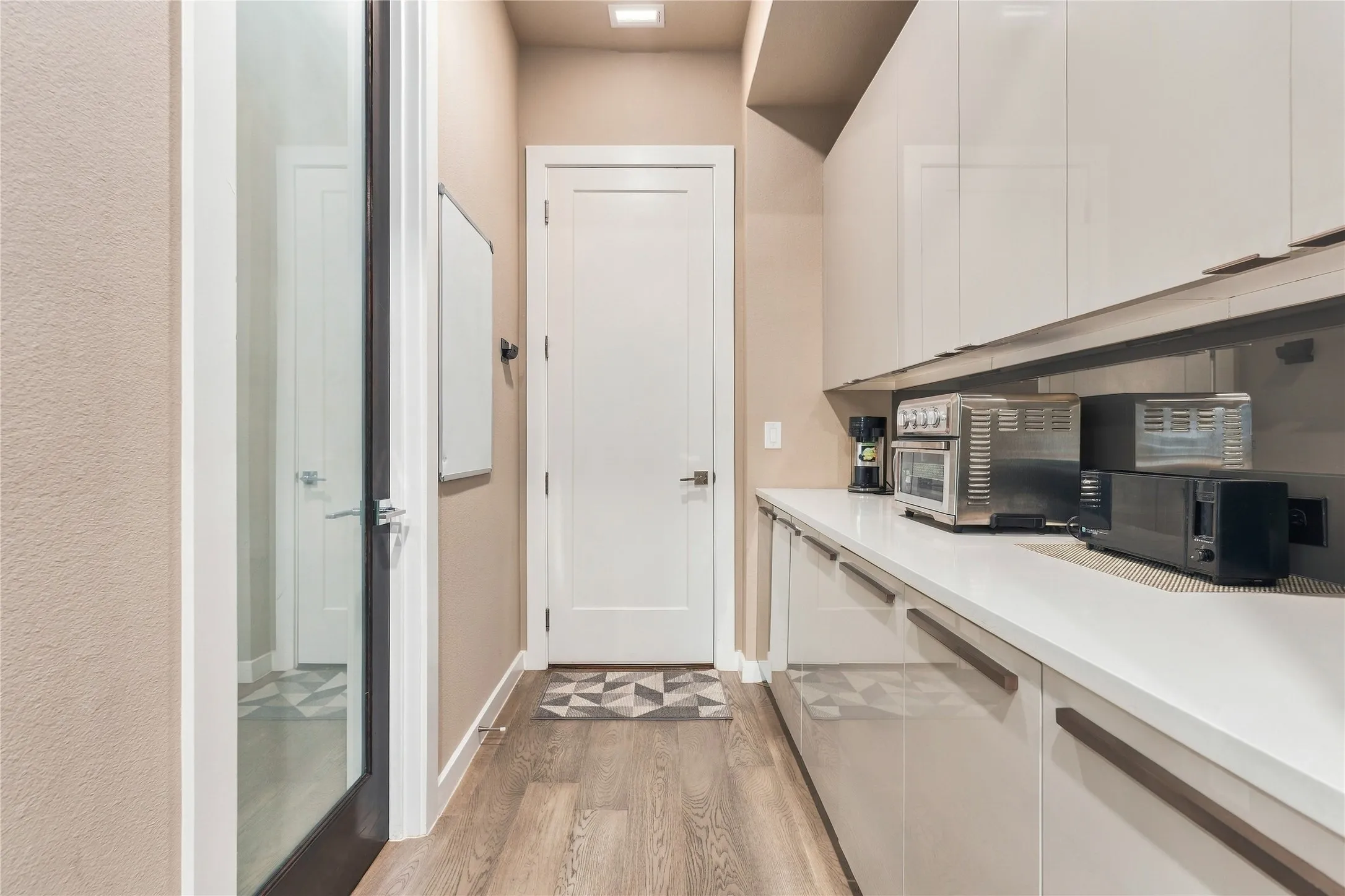 Single Family Residence For Sale in Denton County , 609 Lismore Drive, Frisco, Texas 75036, 5 Bedroom, 7 Bathroom, 3 Garage spaces, 4,263 Sqft, built in 2018, mls#21408478, Real Estate Agent in Frisco, Homes For Sale in Denton county, Homes For Sale in Frisco, Realtor in Frisco Texas, Real Estate Brokerage Independent Realty Texas, Luminita Cordes Realtor
