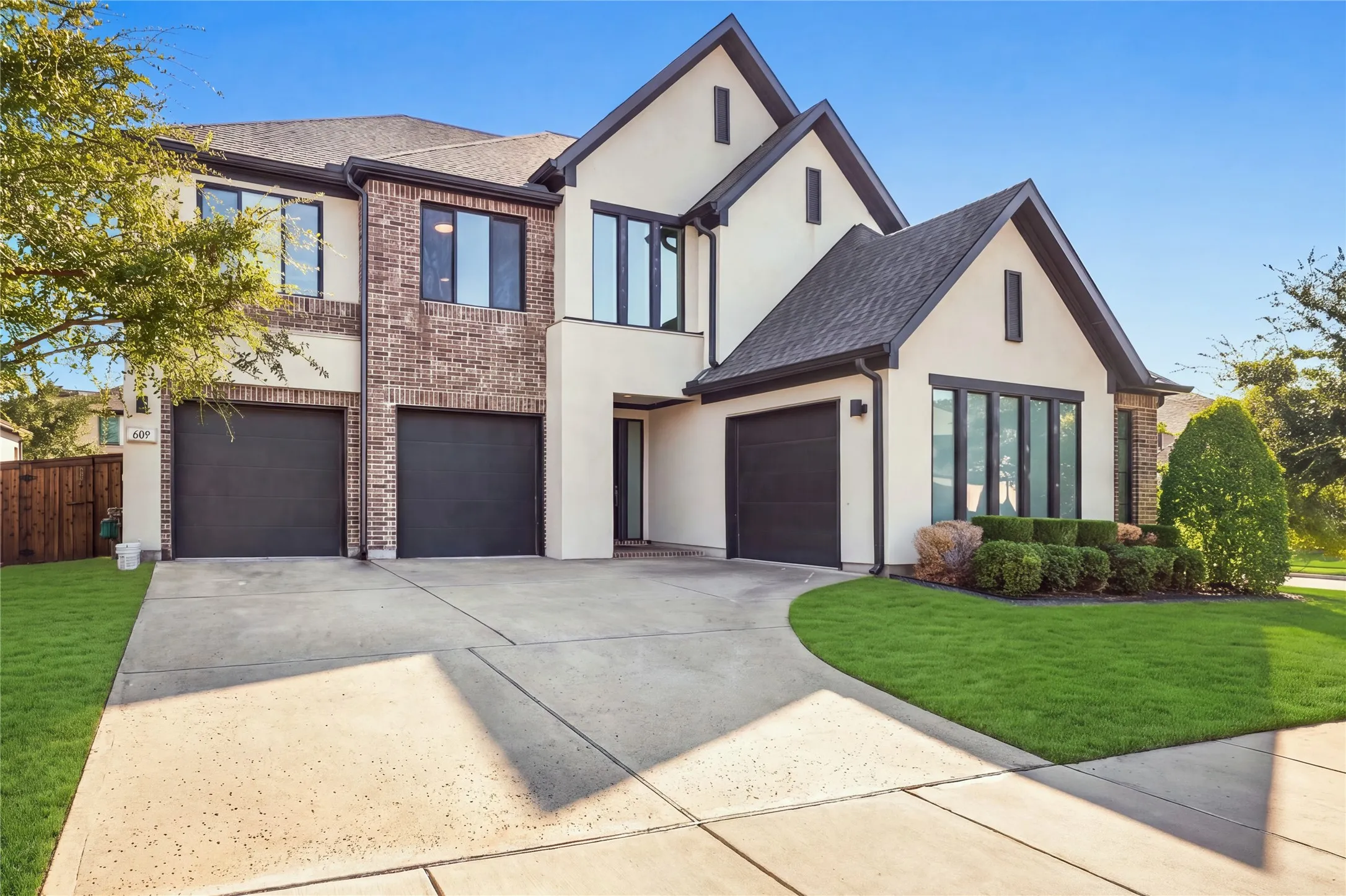 Single Family Residence For Sale