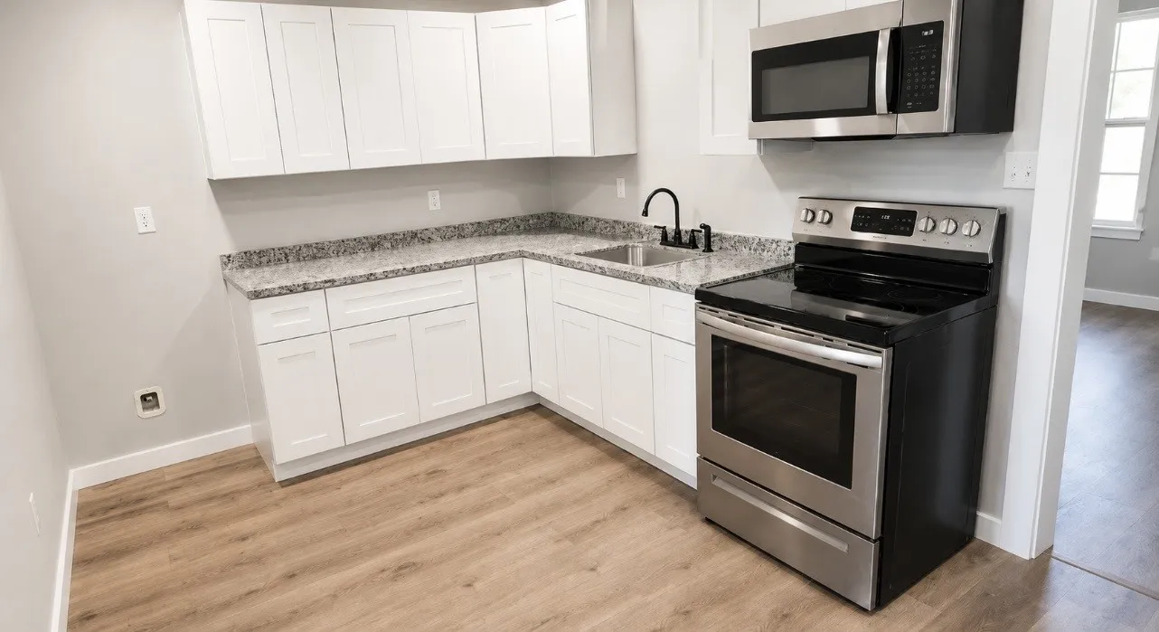 Single Family Residence For Sale in San Saba County , 107 N. Hall Street, Richland Springs, Texas 76871, 2 Bedroom, 1 Bathroom, Garage spaces, 672 Sqft, built in 1930, mls#21408280, Real Estate Agent in Richland Springs, Homes For Sale in San Saba county, Homes For Sale in Richland Springs, Realtor in Richland Springs Texas, Real Estate Brokerage Independent Realty Texas, Luminita Cordes Realtor