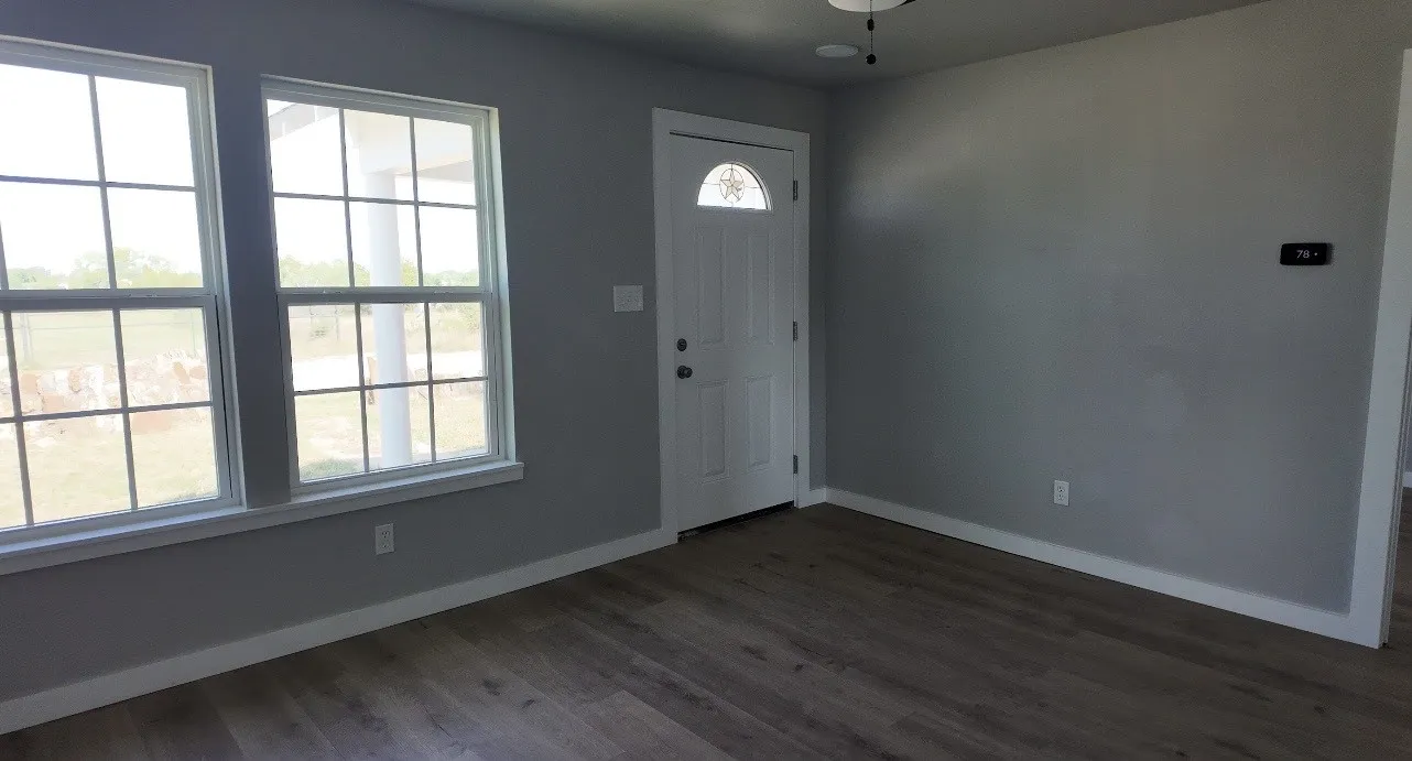 Single Family Residence For Sale in San Saba County , 107 N. Hall Street, Richland Springs, Texas 76871, 2 Bedroom, 1 Bathroom, Garage spaces, 672 Sqft, built in 1930, mls#21408280, Real Estate Agent in Richland Springs, Homes For Sale in San Saba county, Homes For Sale in Richland Springs, Realtor in Richland Springs Texas, Real Estate Brokerage Independent Realty Texas, Luminita Cordes Realtor