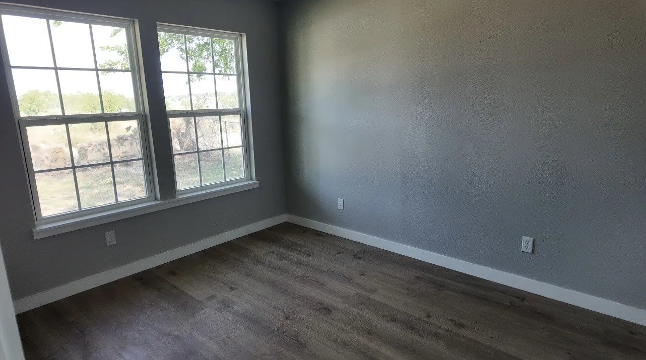 Single Family Residence For Sale in San Saba County , 107 N. Hall Street, Richland Springs, Texas 76871, 2 Bedroom, 1 Bathroom, Garage spaces, 672 Sqft, built in 1930, mls#21408280, Real Estate Agent in Richland Springs, Homes For Sale in San Saba county, Homes For Sale in Richland Springs, Realtor in Richland Springs Texas, Real Estate Brokerage Independent Realty Texas, Luminita Cordes Realtor