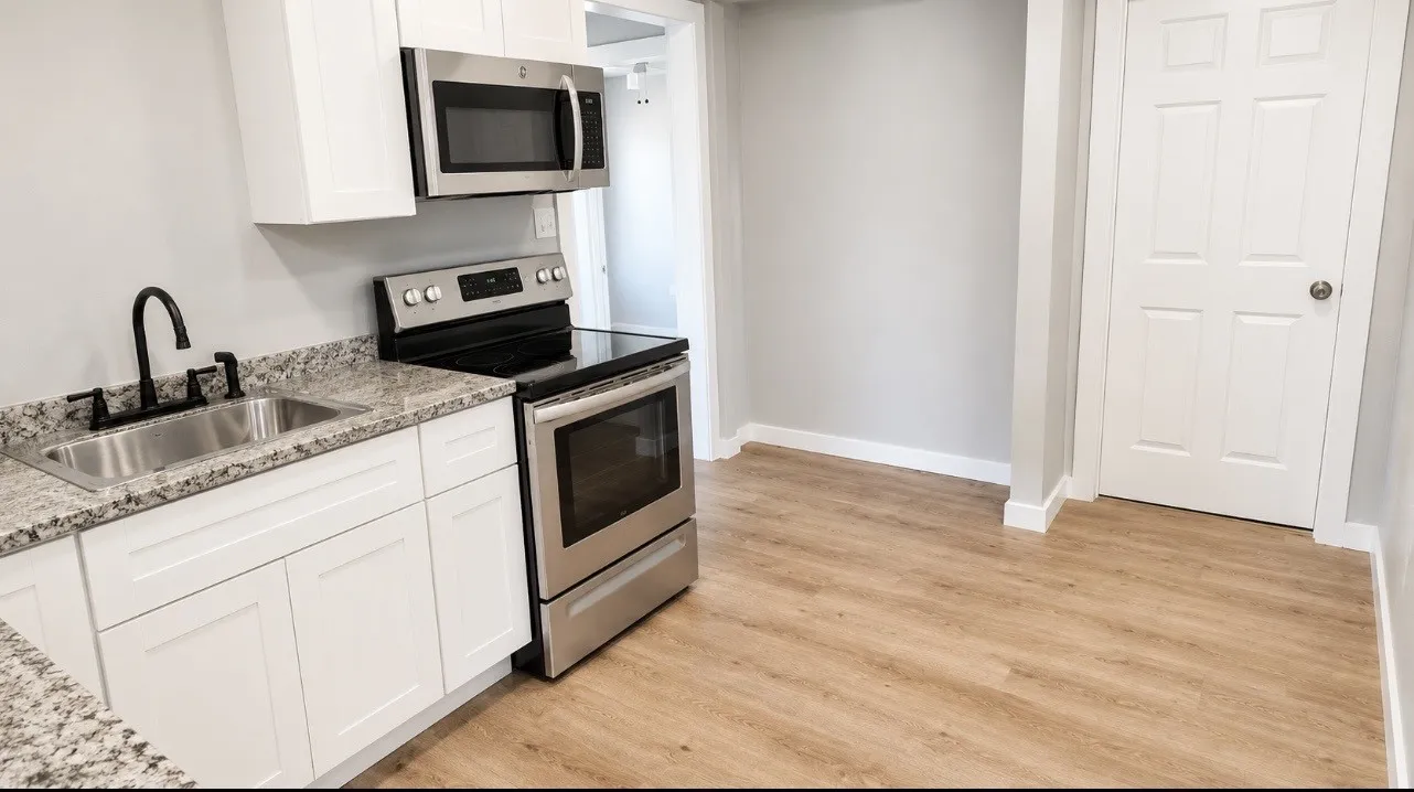 Single Family Residence For Sale in San Saba County , 107 N. Hall Street, Richland Springs, Texas 76871, 2 Bedroom, 1 Bathroom, Garage spaces, 672 Sqft, built in 1930, mls#21408280, Real Estate Agent in Richland Springs, Homes For Sale in San Saba county, Homes For Sale in Richland Springs, Realtor in Richland Springs Texas, Real Estate Brokerage Independent Realty Texas, Luminita Cordes Realtor